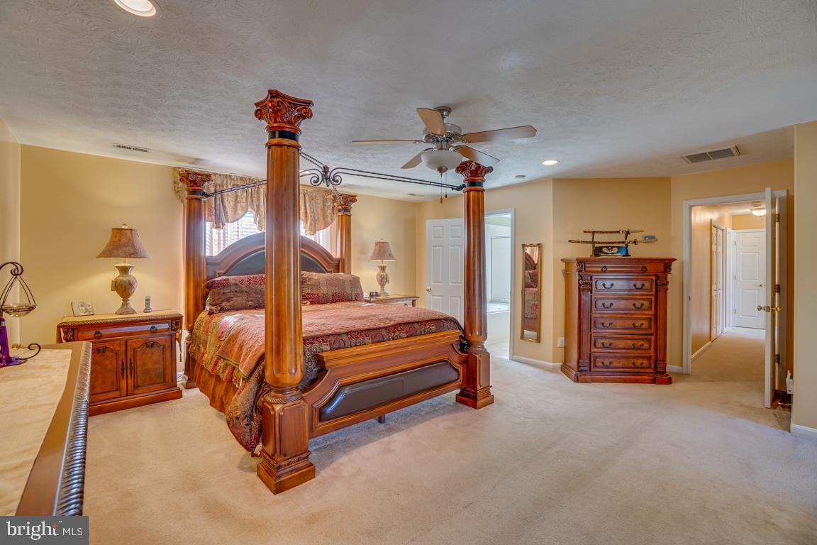 ASHLEIGH PARK - Residential