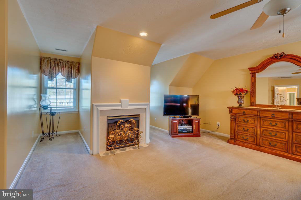 ASHLEIGH PARK - Residential