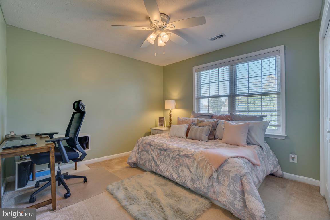 ASHLEIGH PARK - Residential