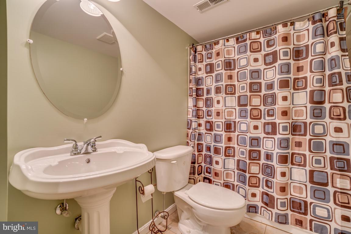 ASHLEIGH PARK - Residential