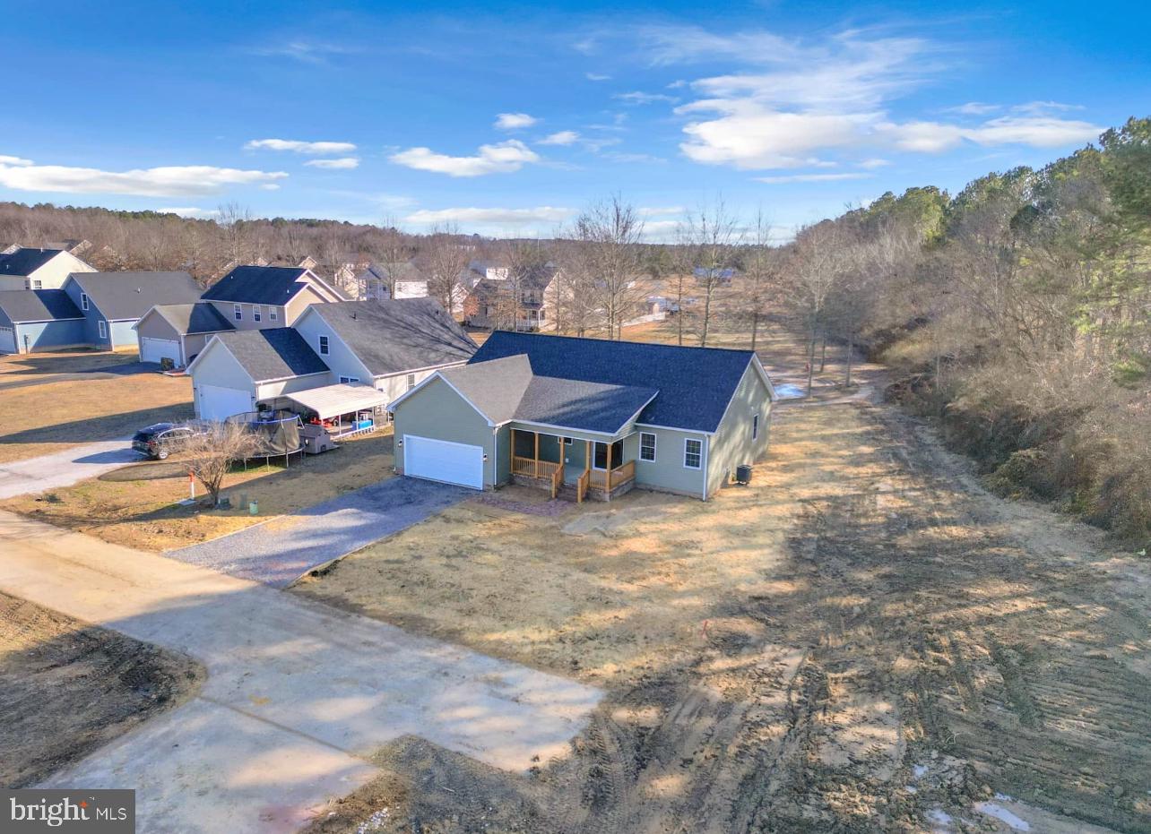 THE CROSSINGS AT EAST NEW MARKET - Residential