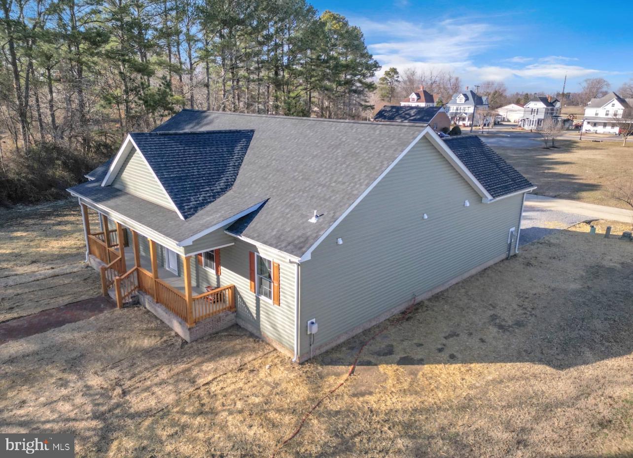 THE CROSSINGS AT EAST NEW MARKET - Residential