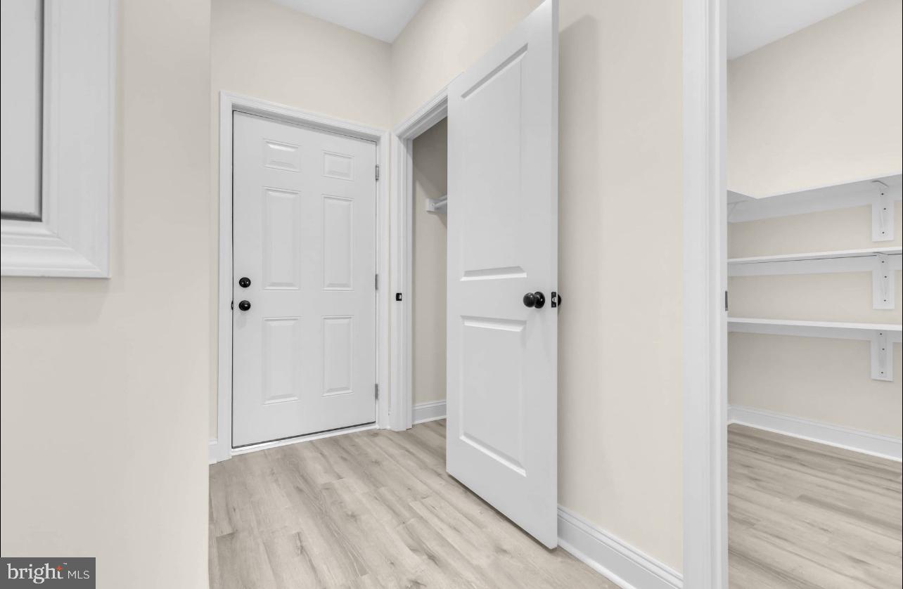 THE CROSSINGS AT EAST NEW MARKET - Residential