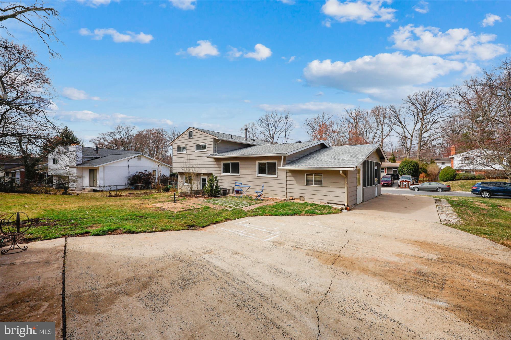 BEL PRE WOODS - Residential