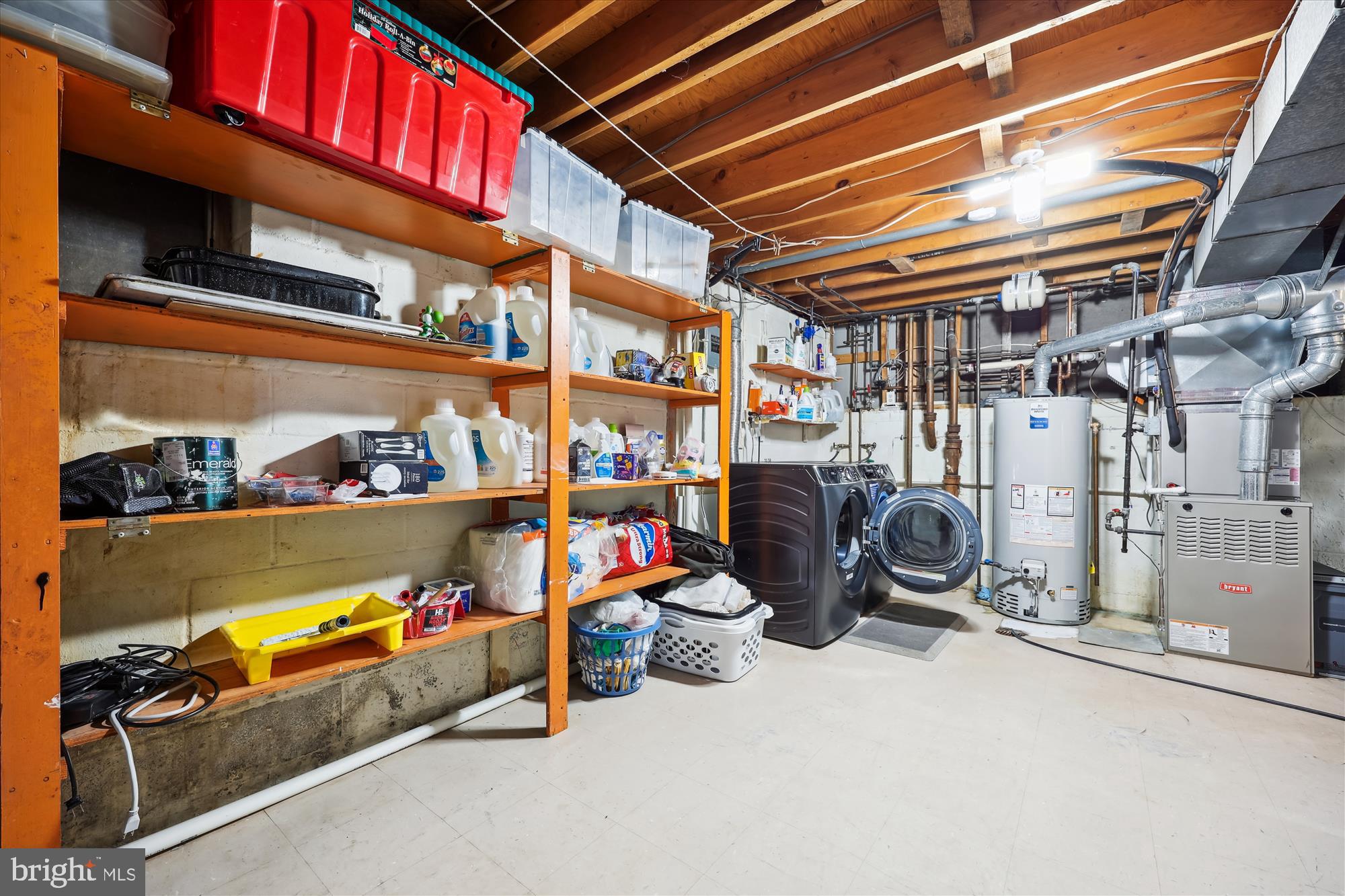 BEL PRE WOODS - Residential