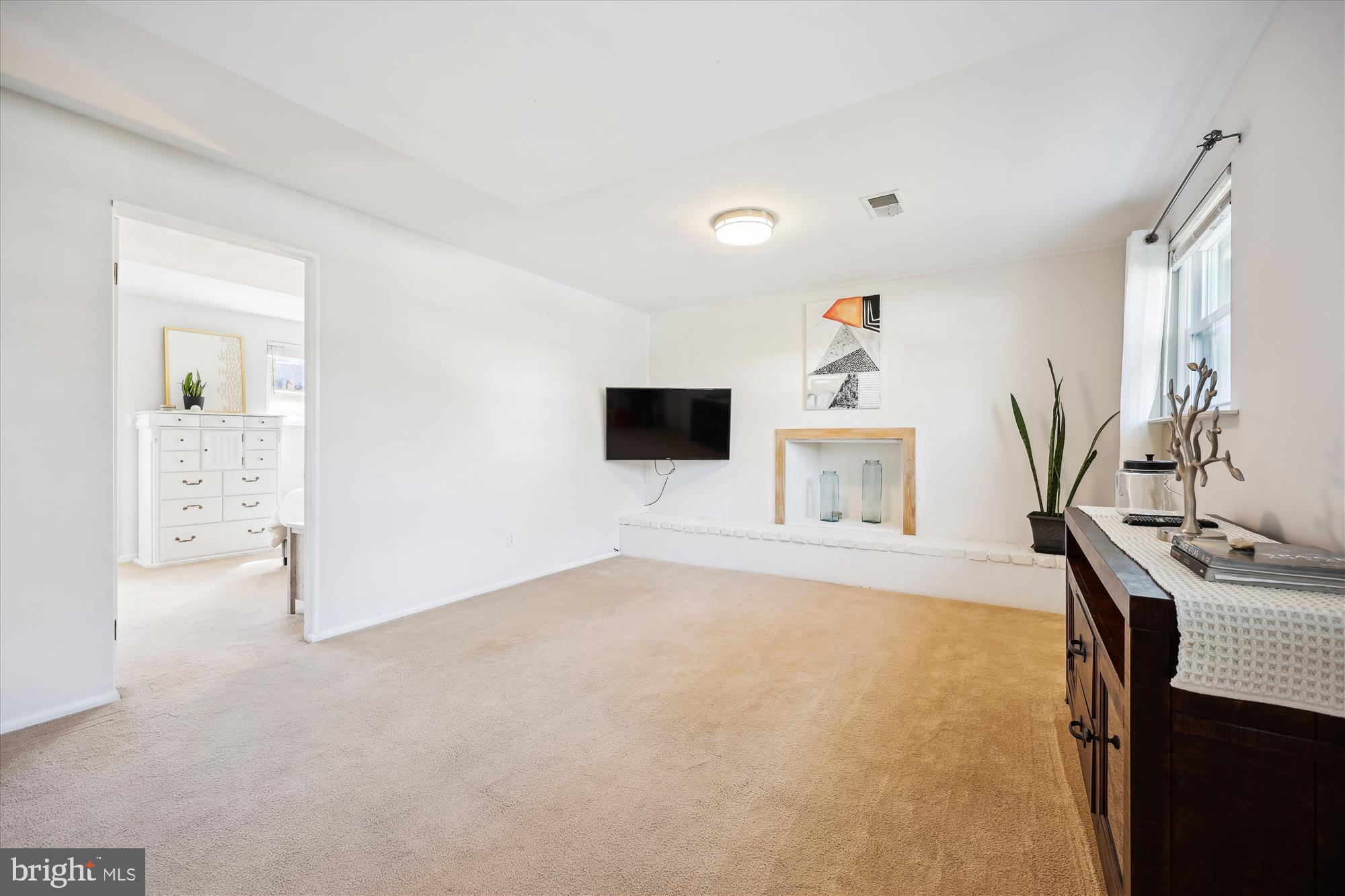 BEL PRE WOODS - Residential