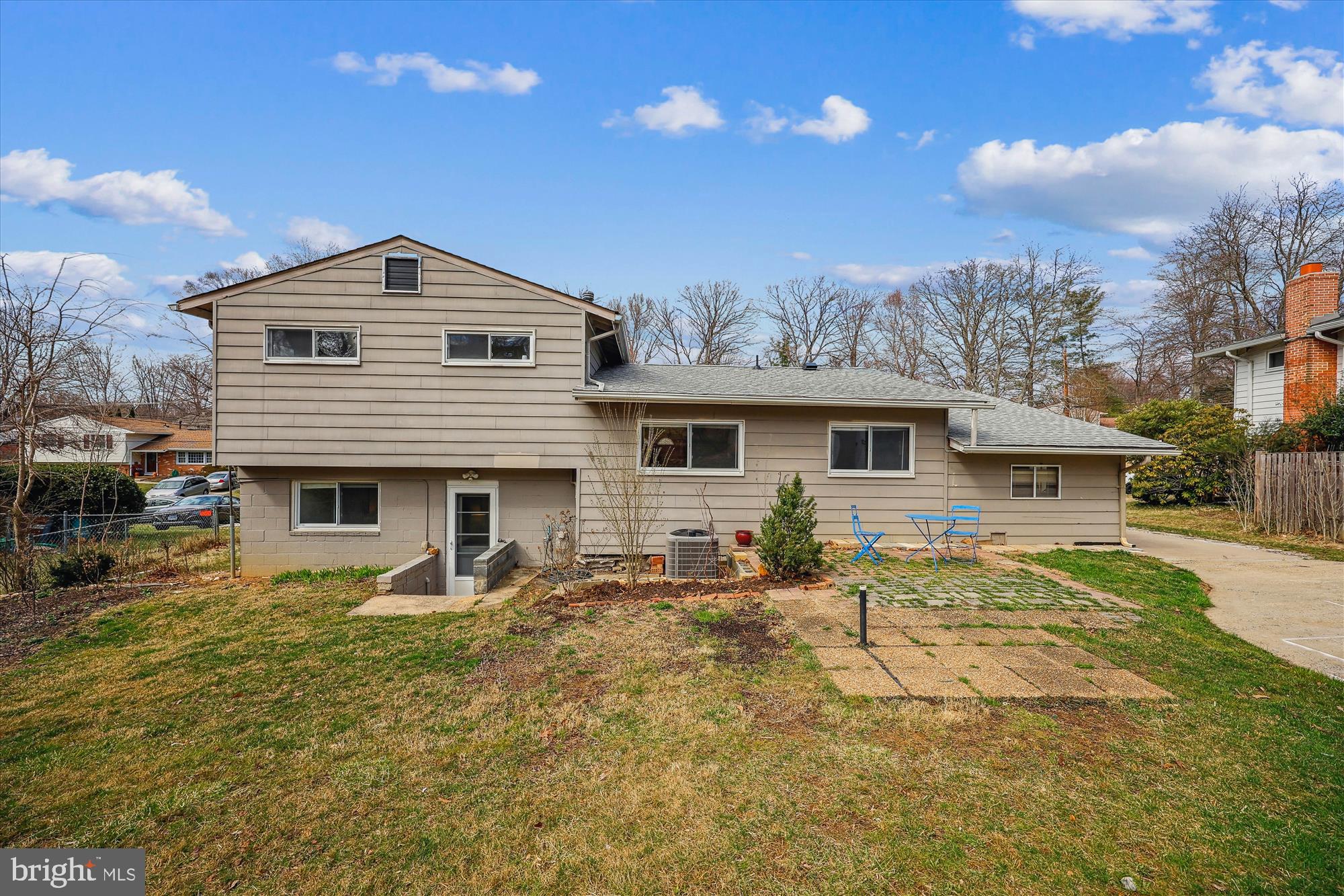 BEL PRE WOODS - Residential