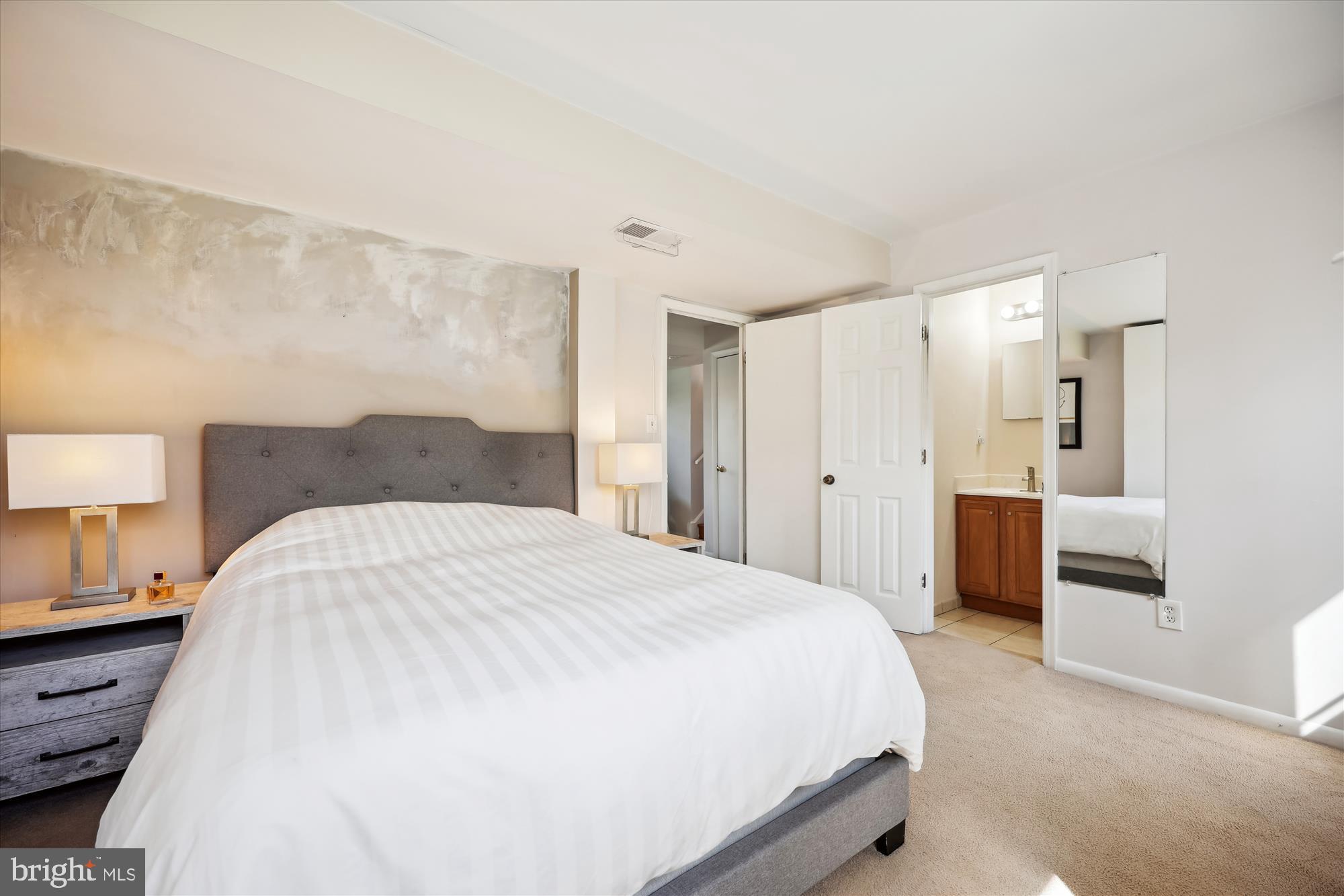 BEL PRE WOODS - Residential