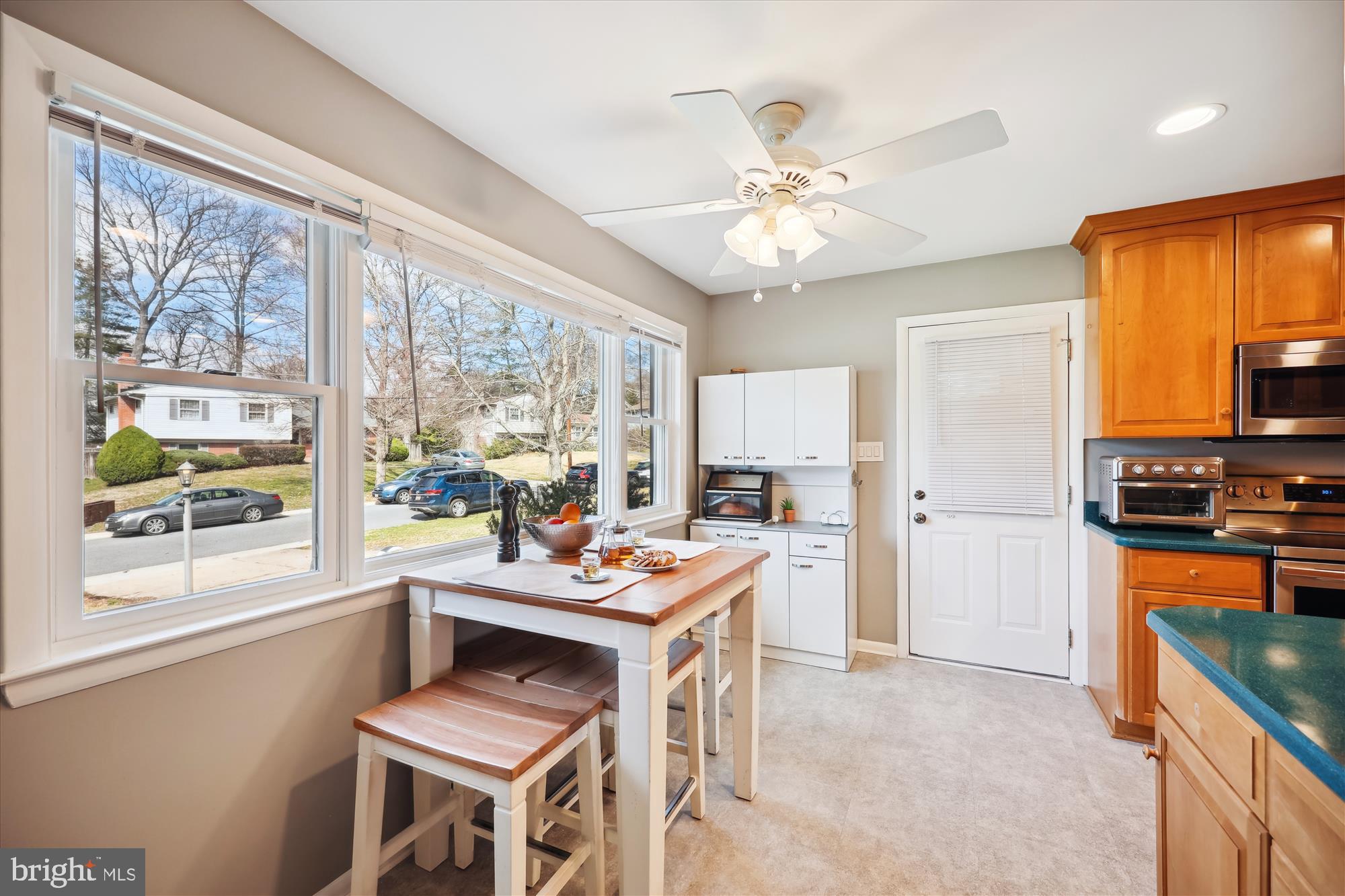 BEL PRE WOODS - Residential