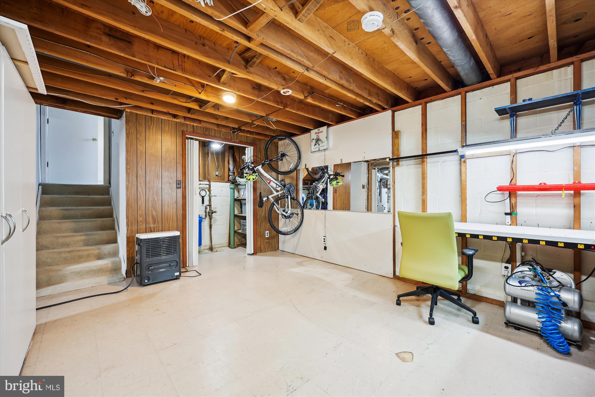 BEL PRE WOODS - Residential