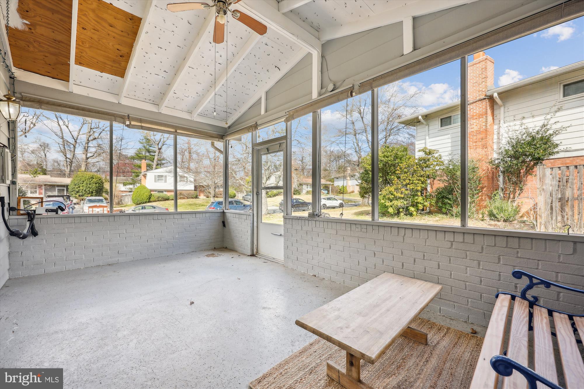 BEL PRE WOODS - Residential