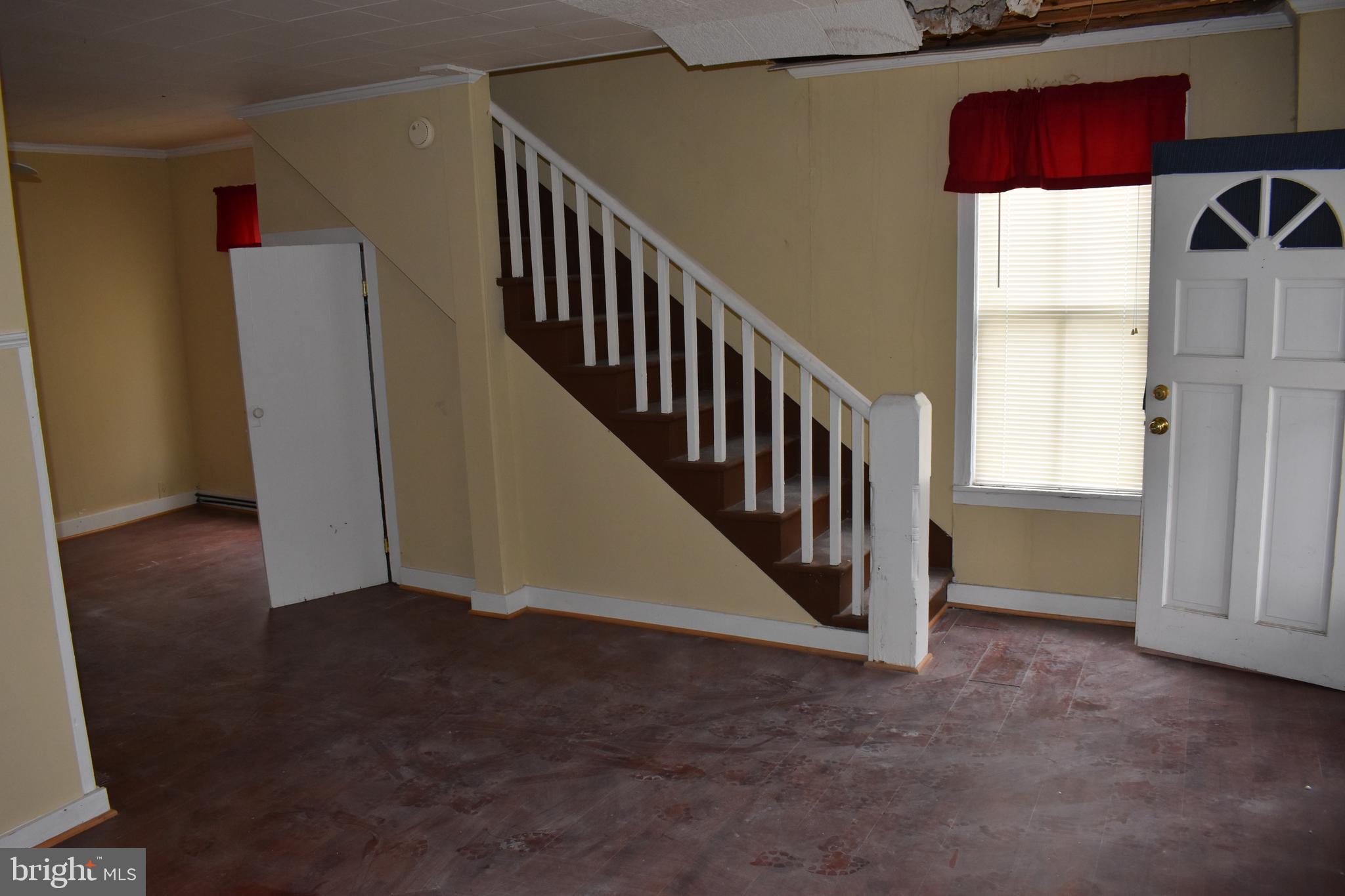 HISTORIC DISTRICT - WEST END - Residential