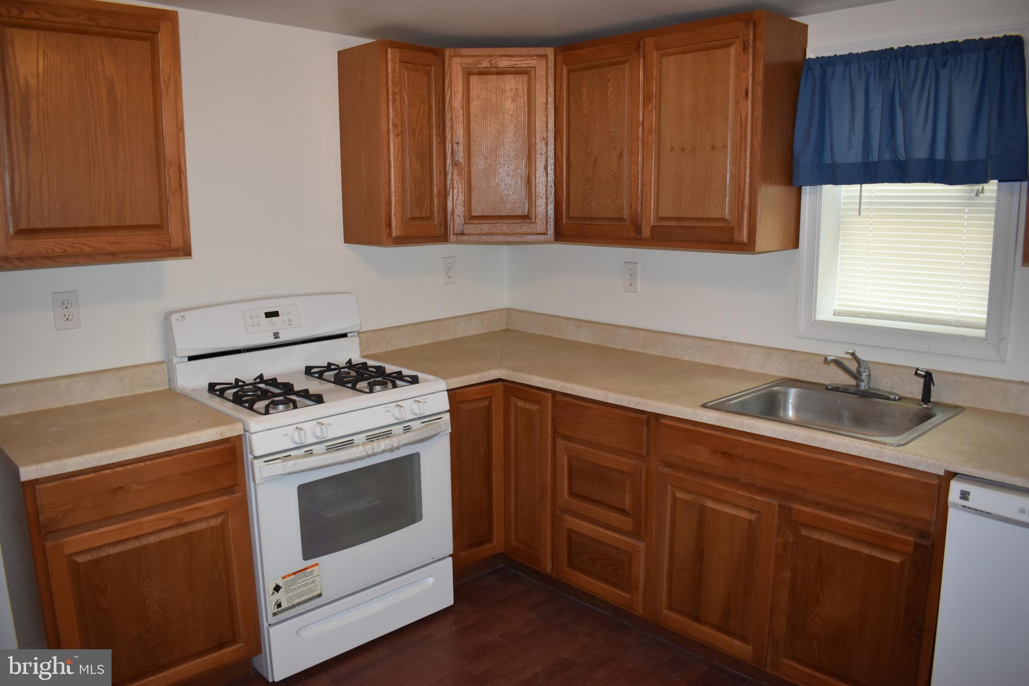 HISTORIC DISTRICT - WEST END - Residential