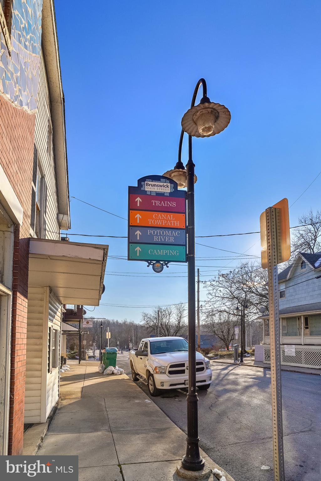 BRUNSWICK - Residential