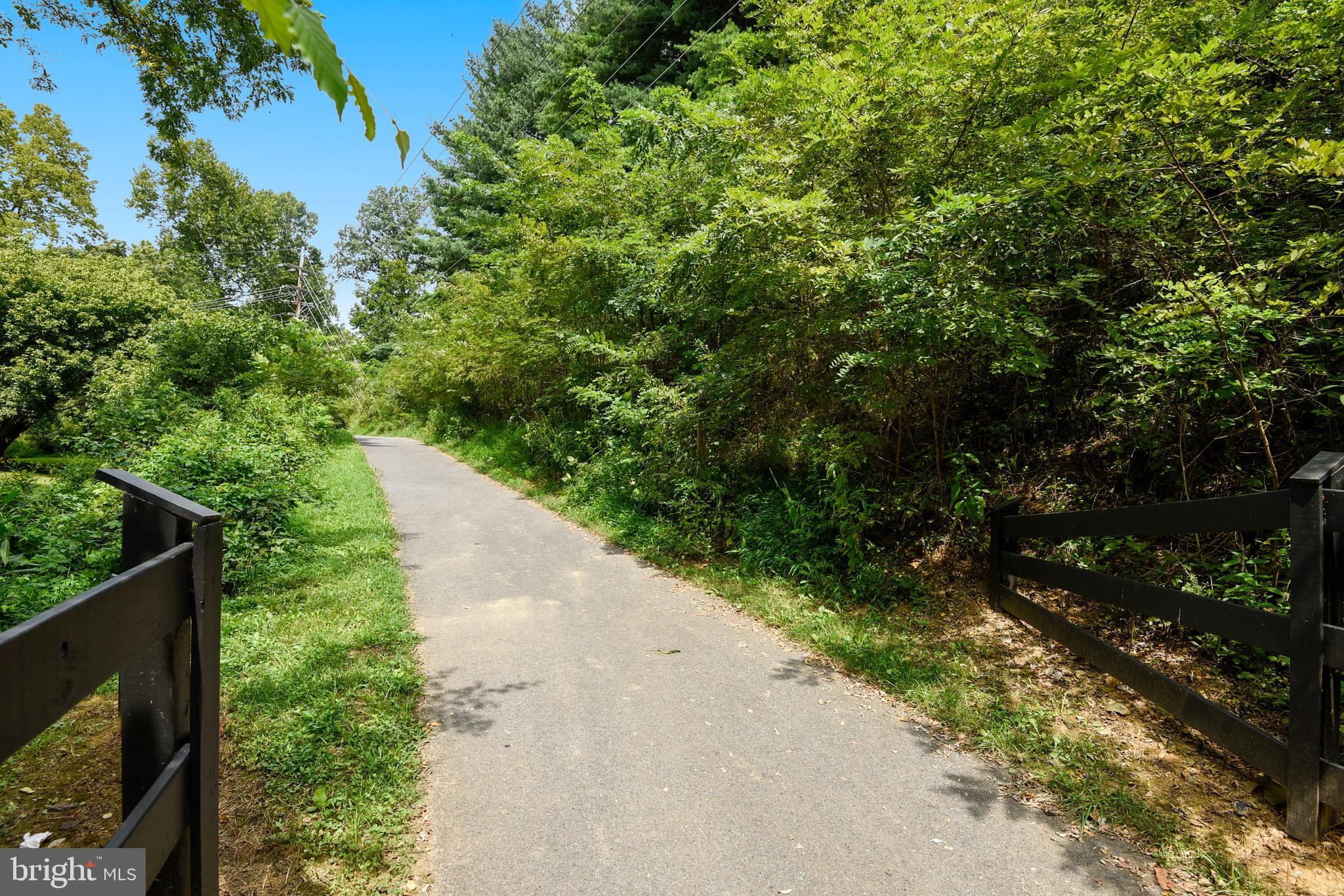 BRUNSWICK - Residential