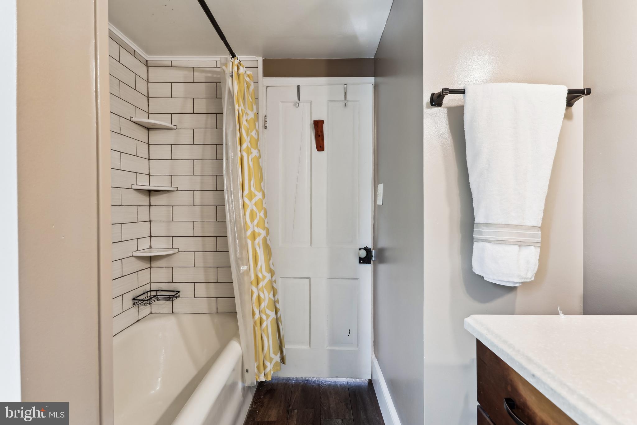 BRUNSWICK - Residential