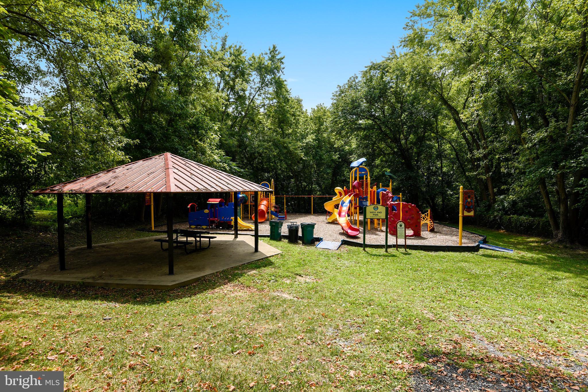 BRUNSWICK - Residential