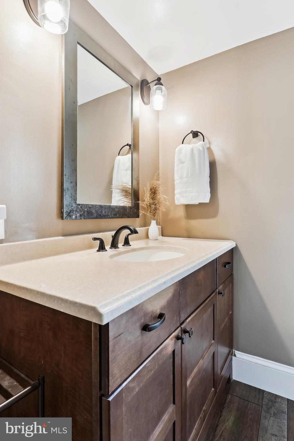 BRUNSWICK - Residential