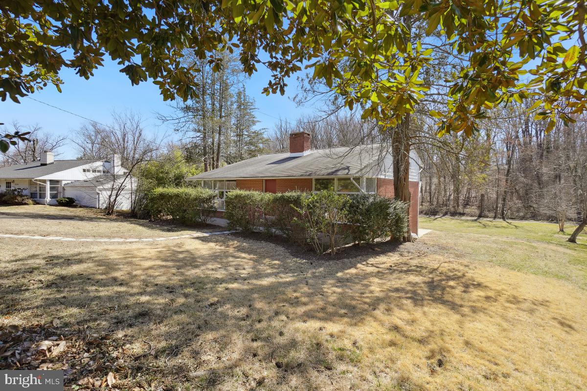 VALLEY BROOK - Residential