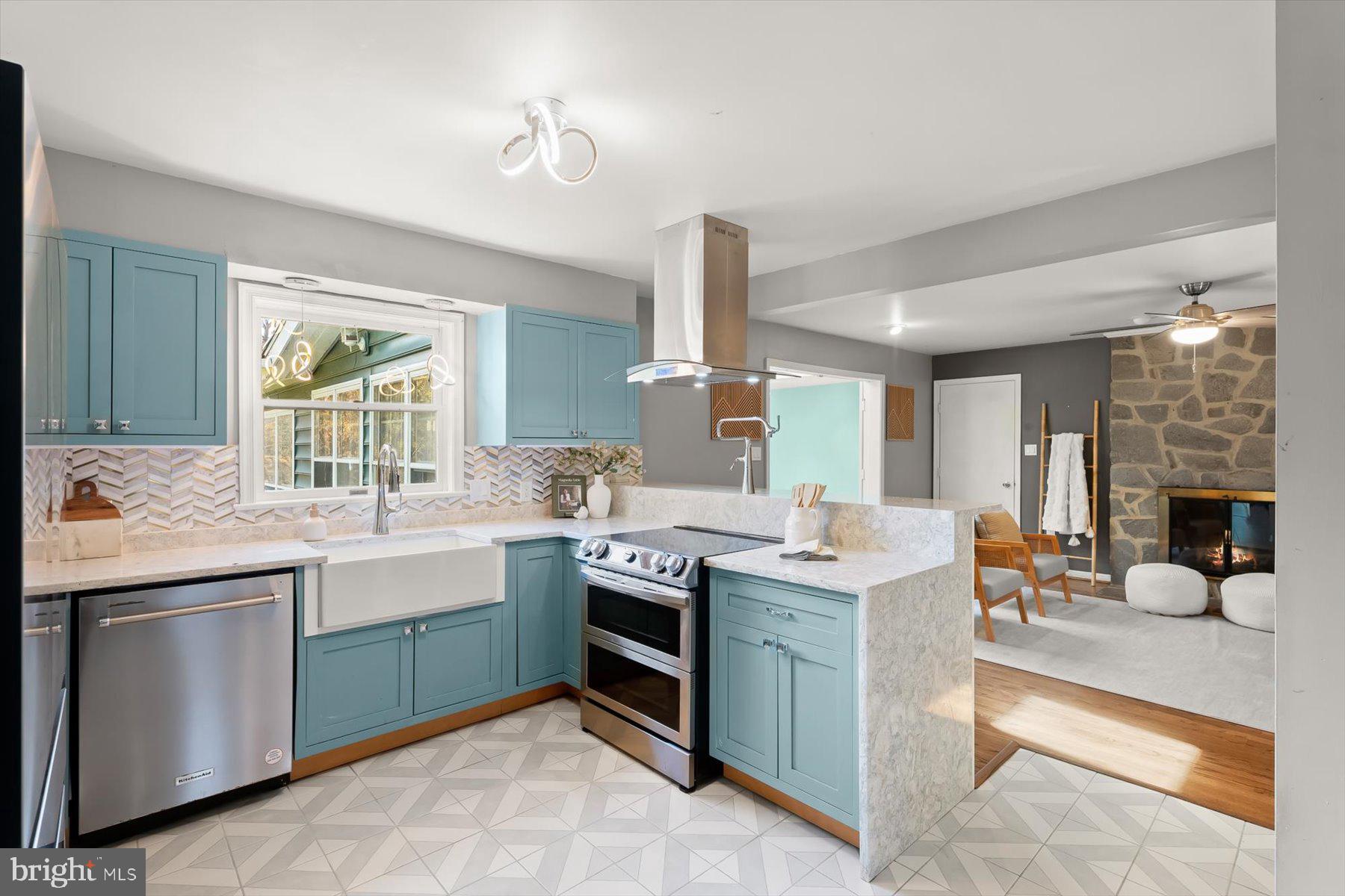 DAMASCUS OUTSIDE - Residential