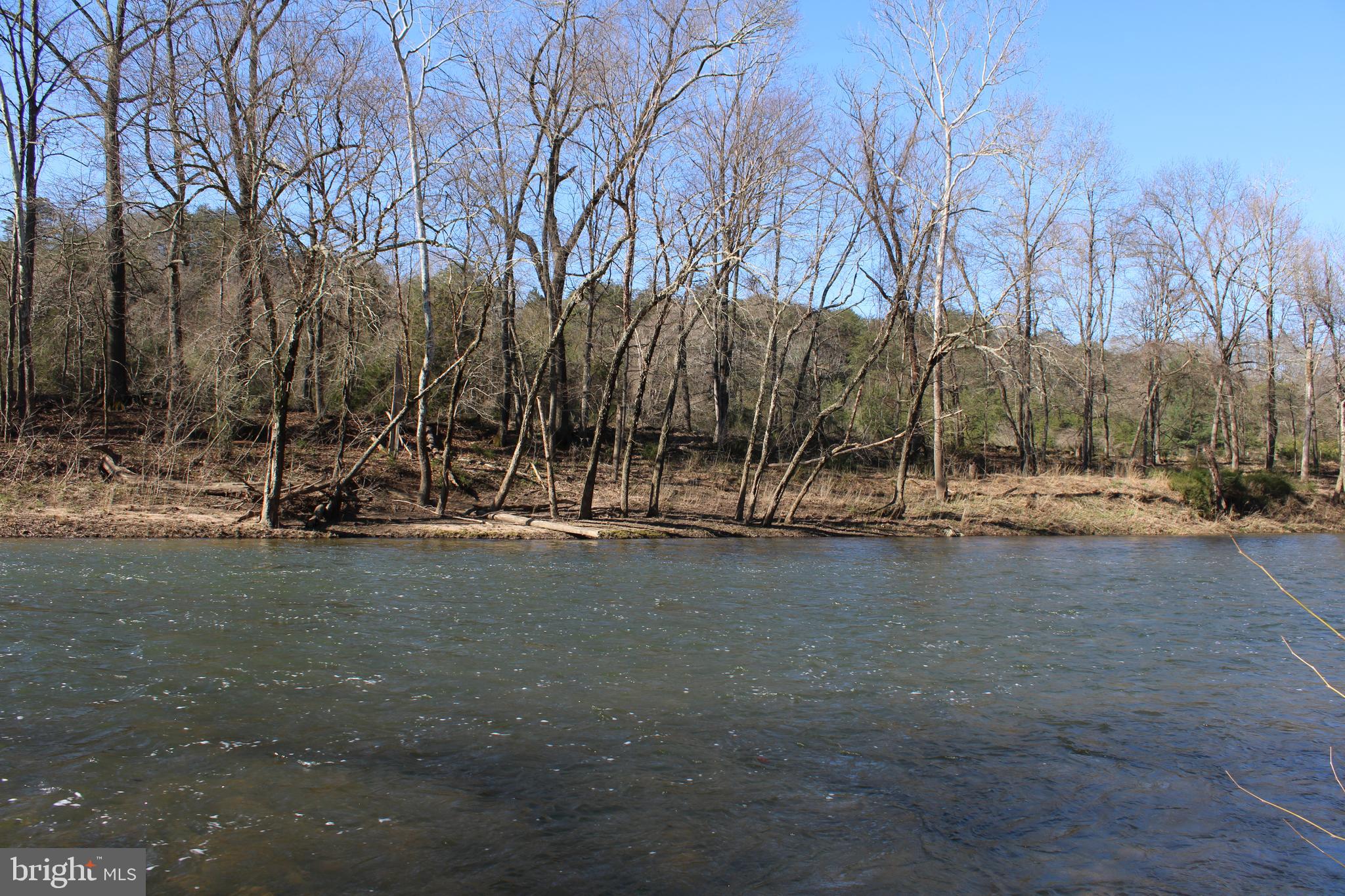 CACAPON HILLS - Land