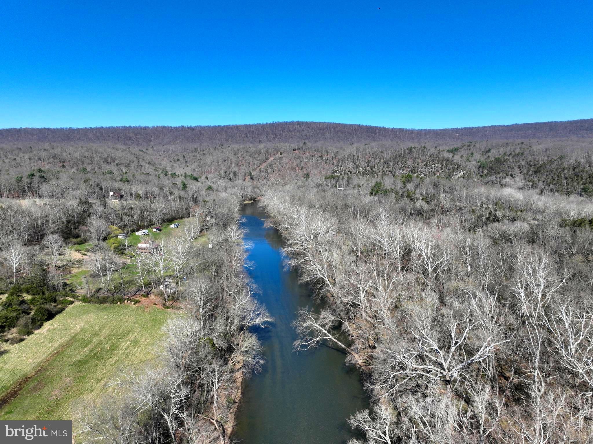 CACAPON HILLS - Land