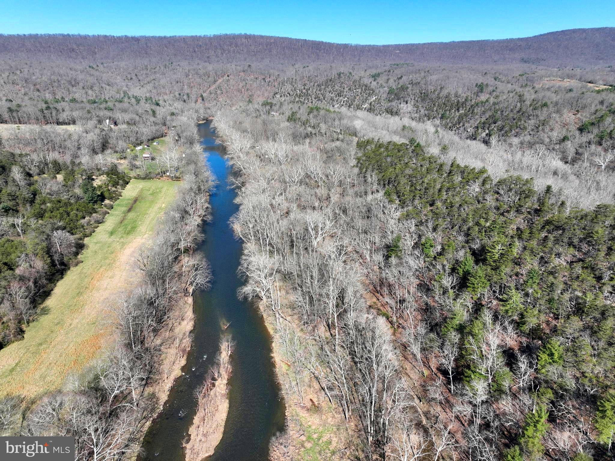 CACAPON HILLS - Land