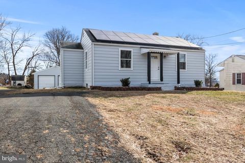 Photo of 1196 N State Street, POTTSTOWN, PA 19464 (MLS # PAMC2165302)