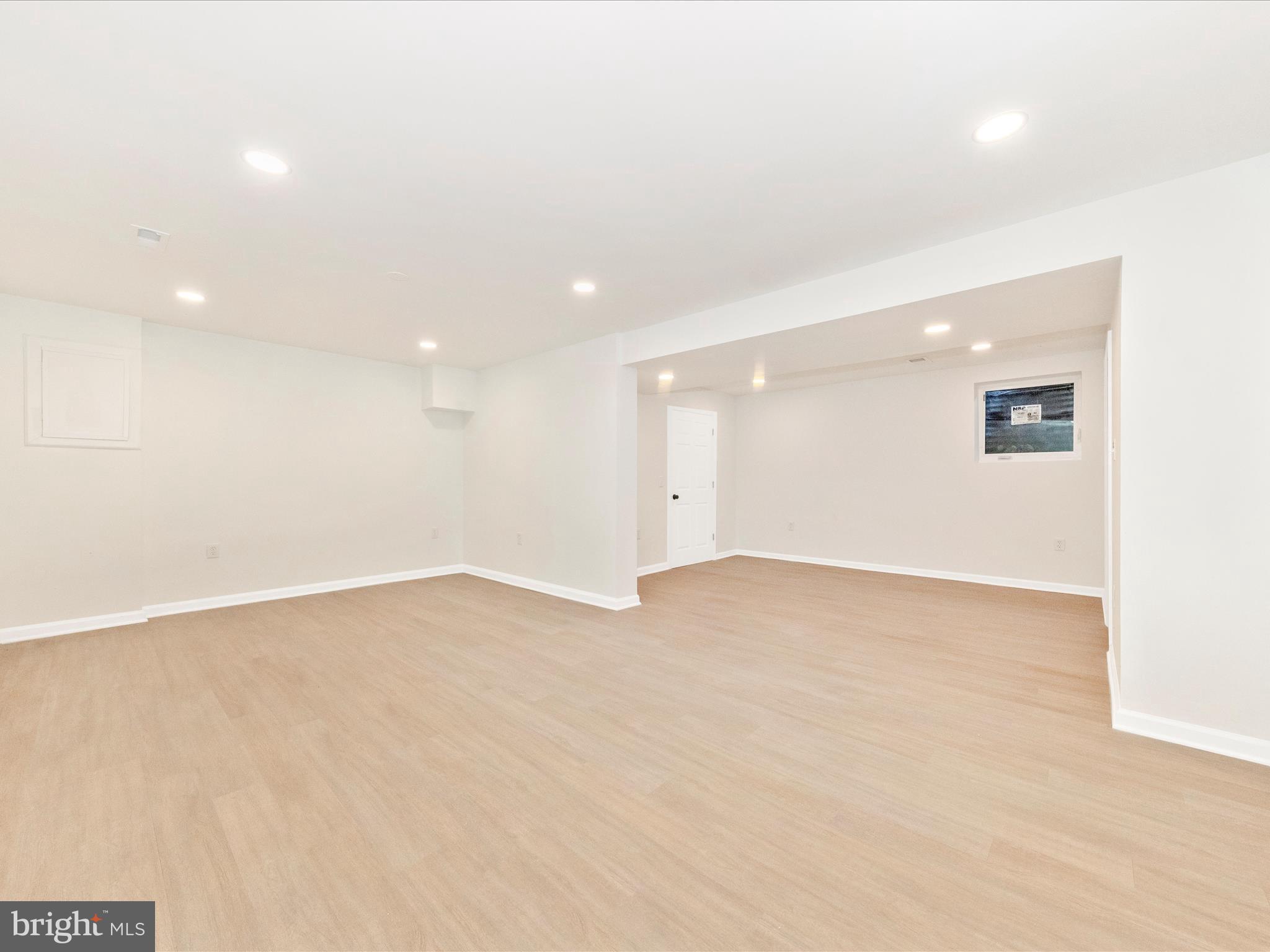 HILCREST ORCHARDS - Residential