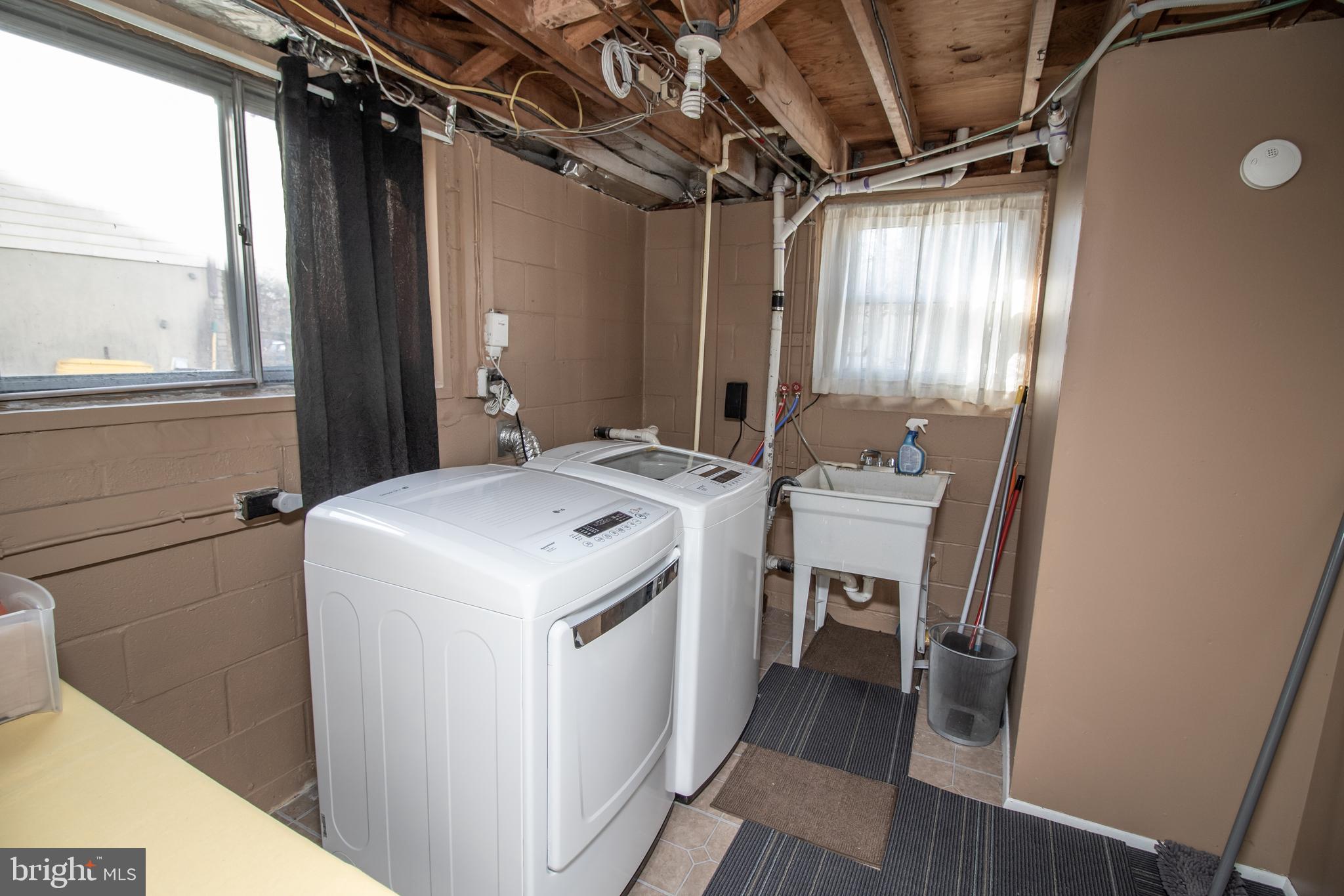 TWIN RIDGE - Residential