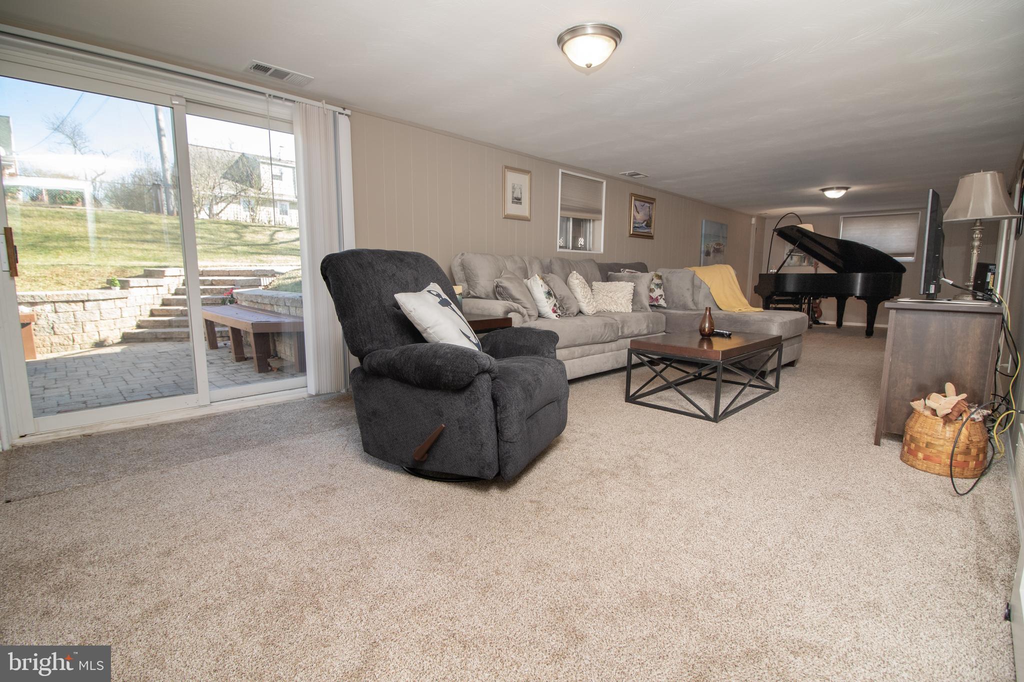 TWIN RIDGE - Residential