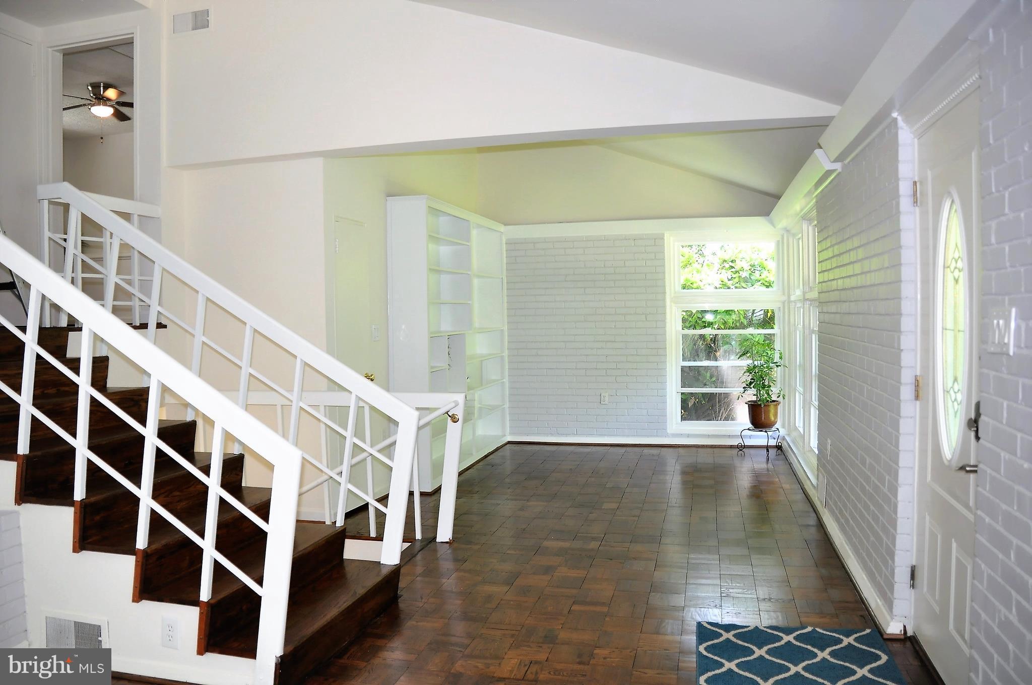 VALLEY BROOK - Residential