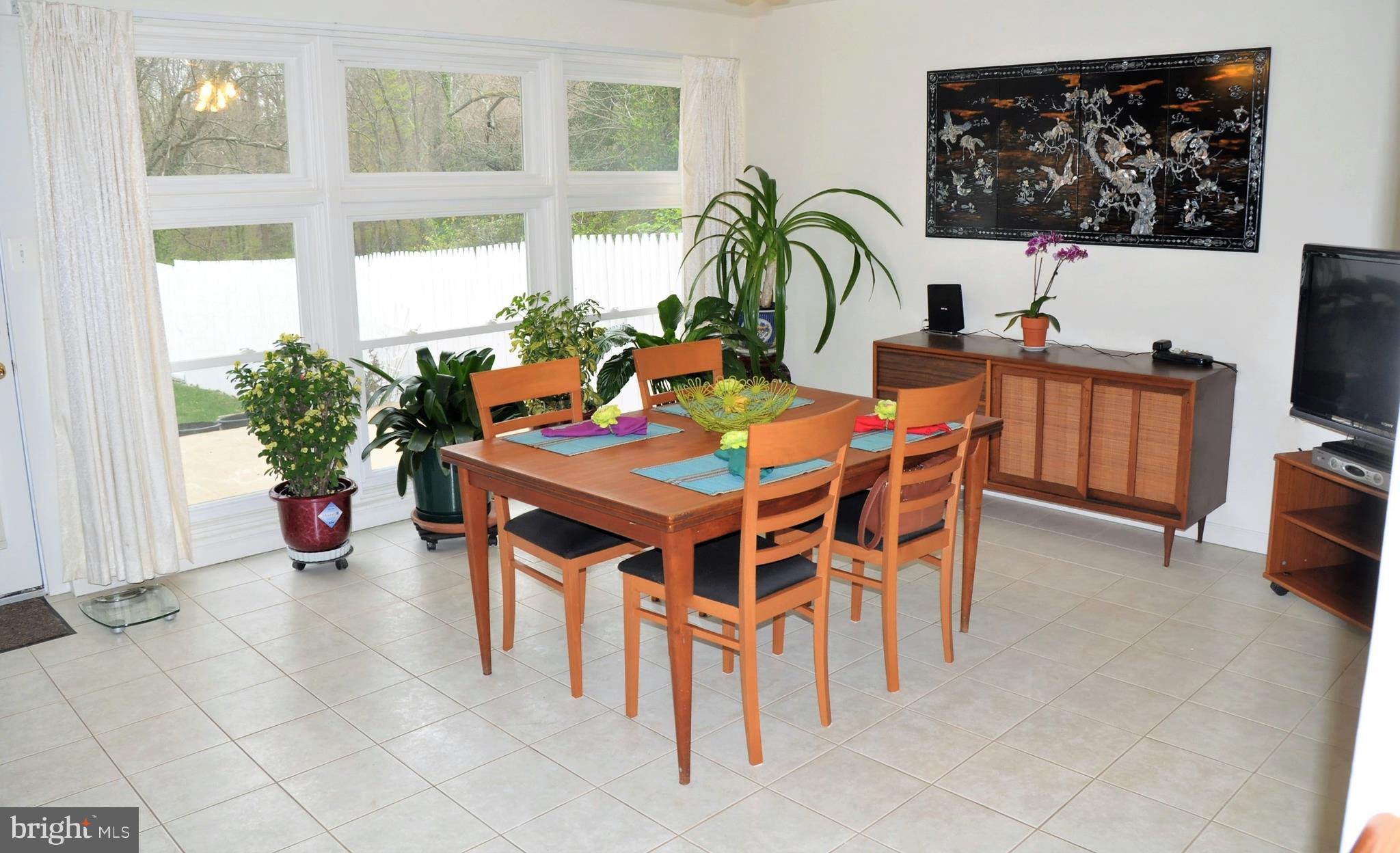 VALLEY BROOK - Residential