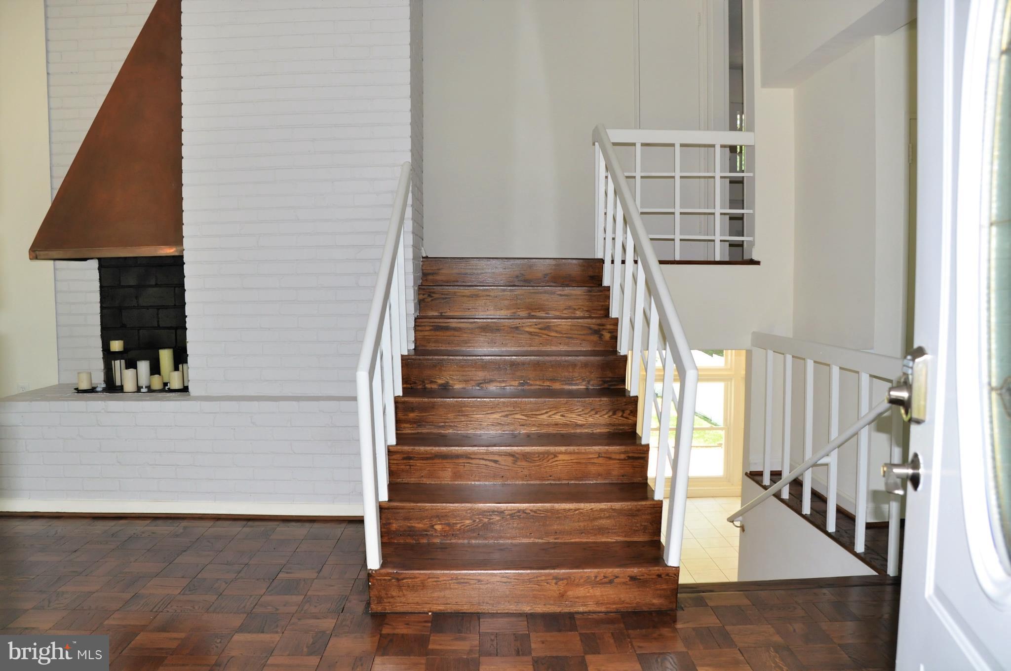 VALLEY BROOK - Residential