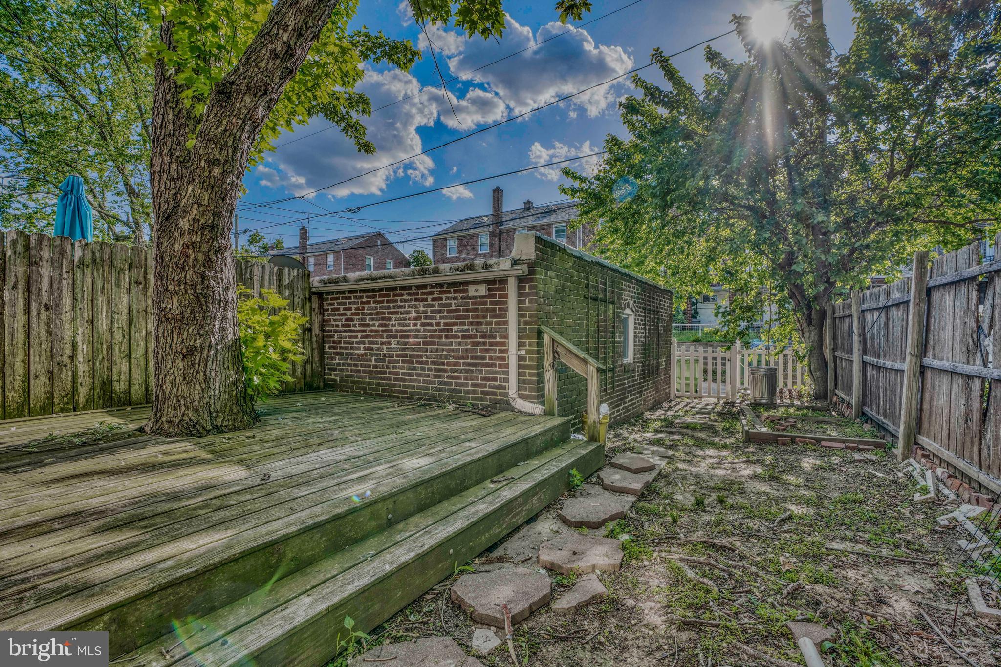 EDNOR GARDENS HISTORIC DISTRICT - Residential