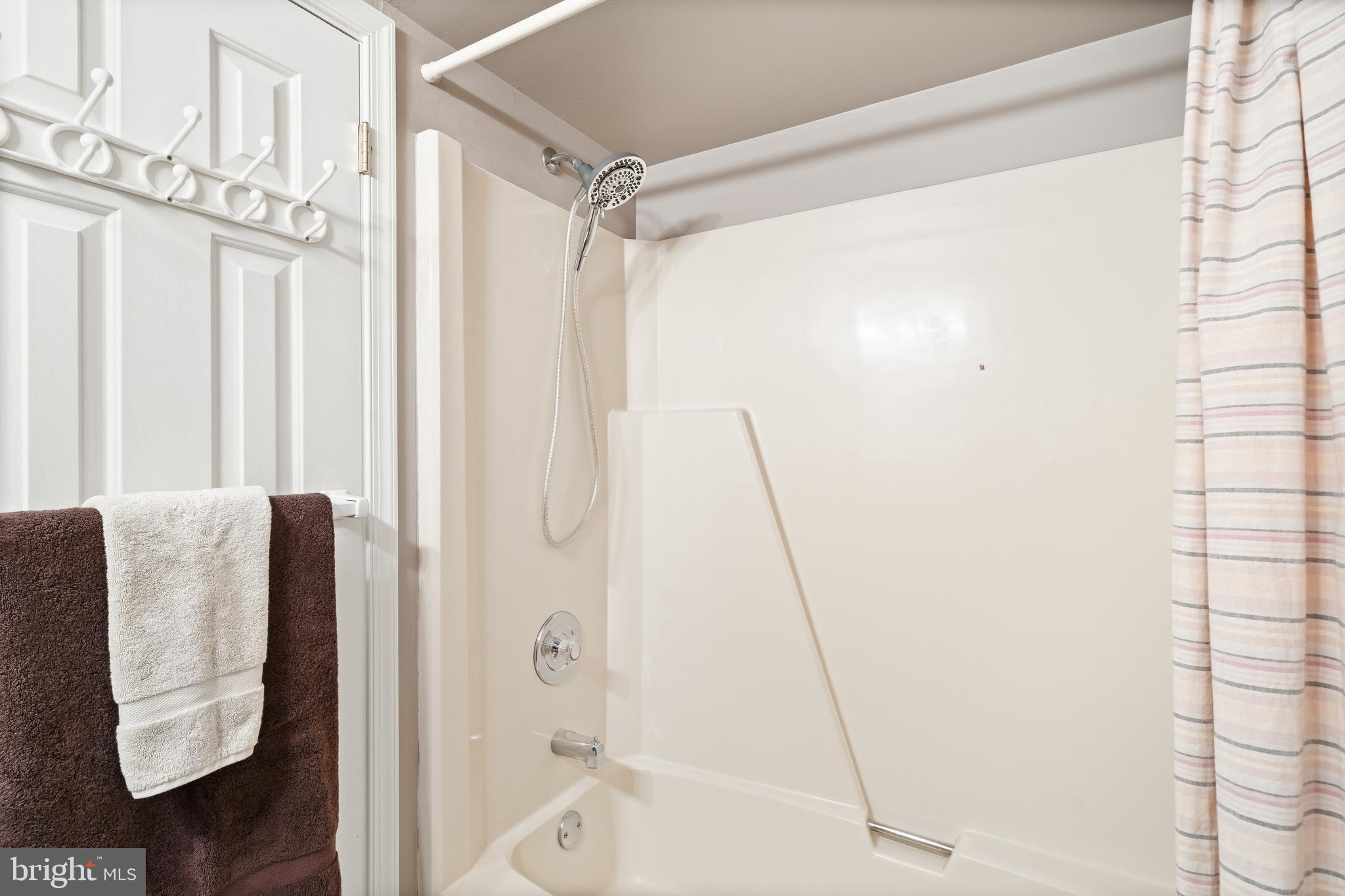 100 ACRE WOODS - Residential