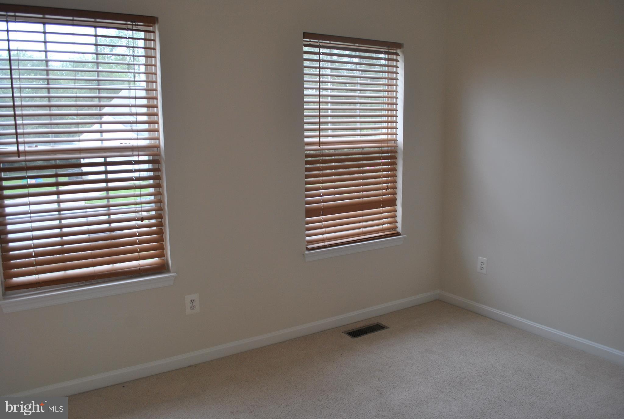 GREENBRIER - Residential Lease