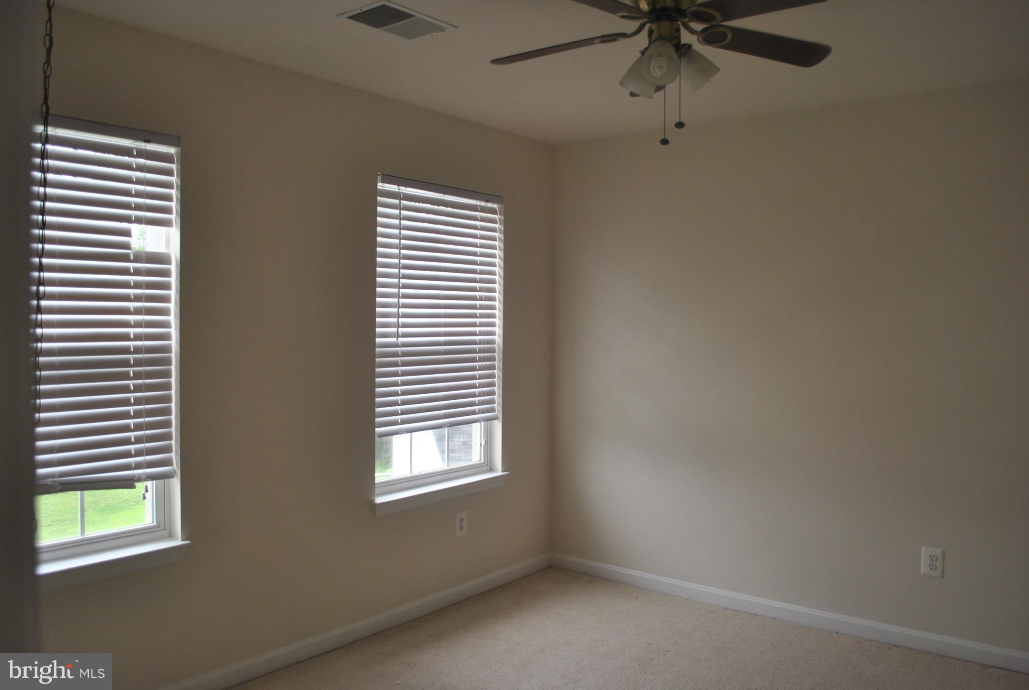 GREENBRIER - Residential Lease