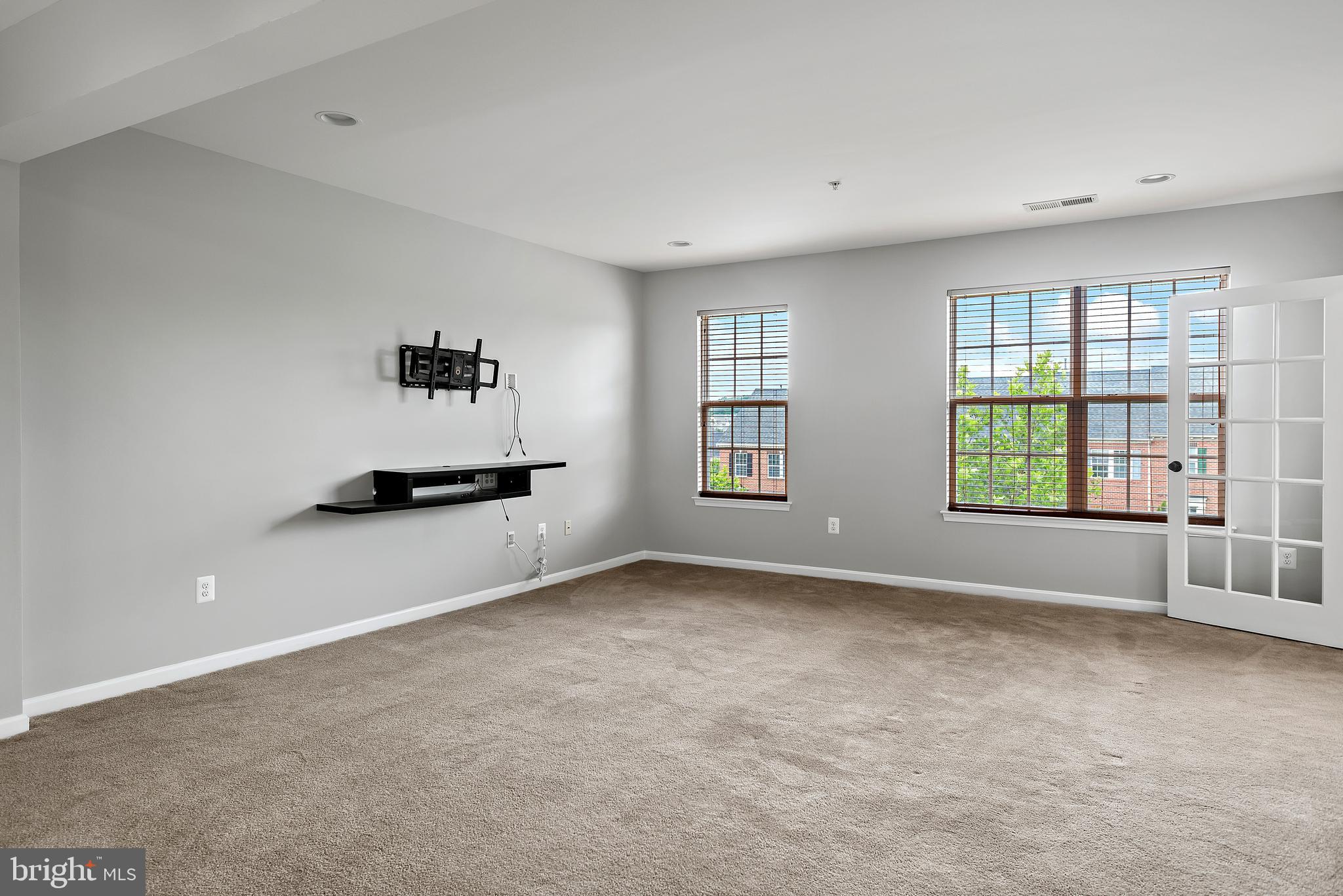 ARORA HILLS - Residential Lease