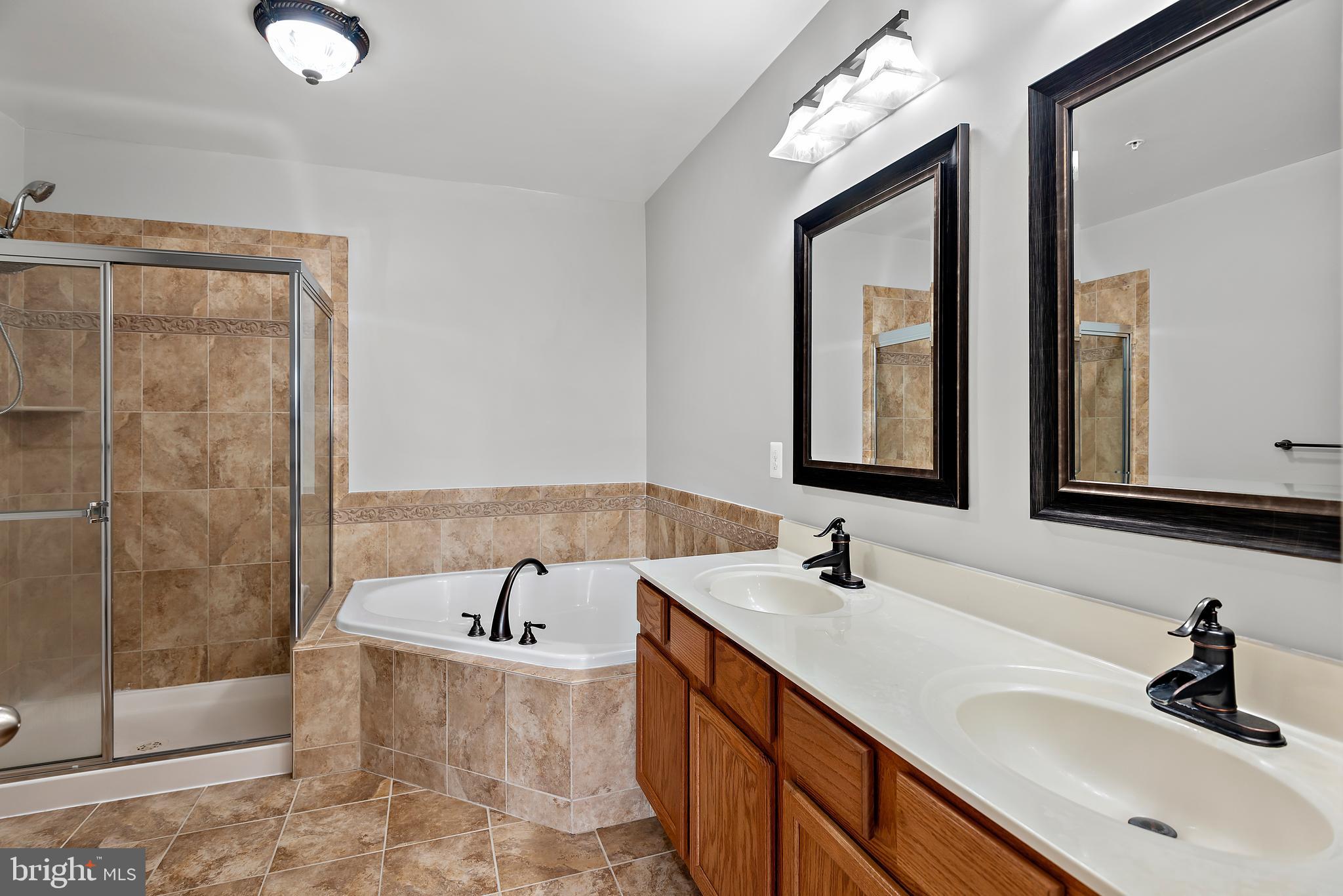 ARORA HILLS - Residential Lease