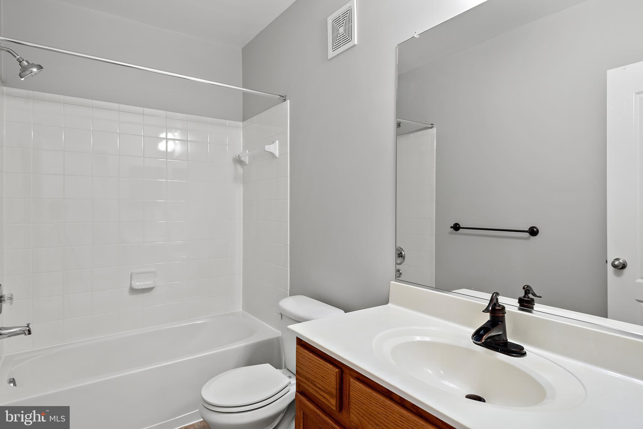 ARORA HILLS - Residential Lease