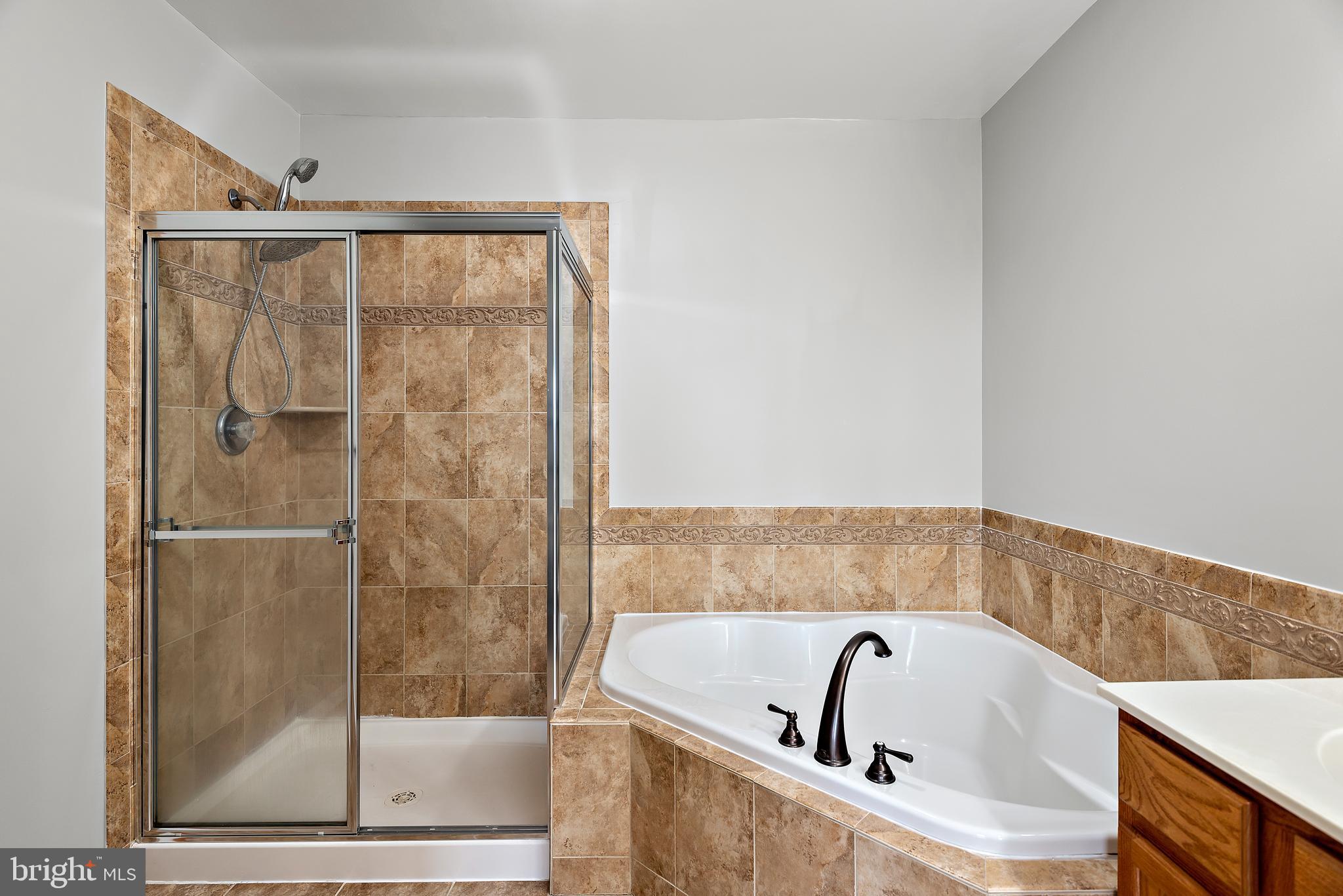 ARORA HILLS - Residential Lease