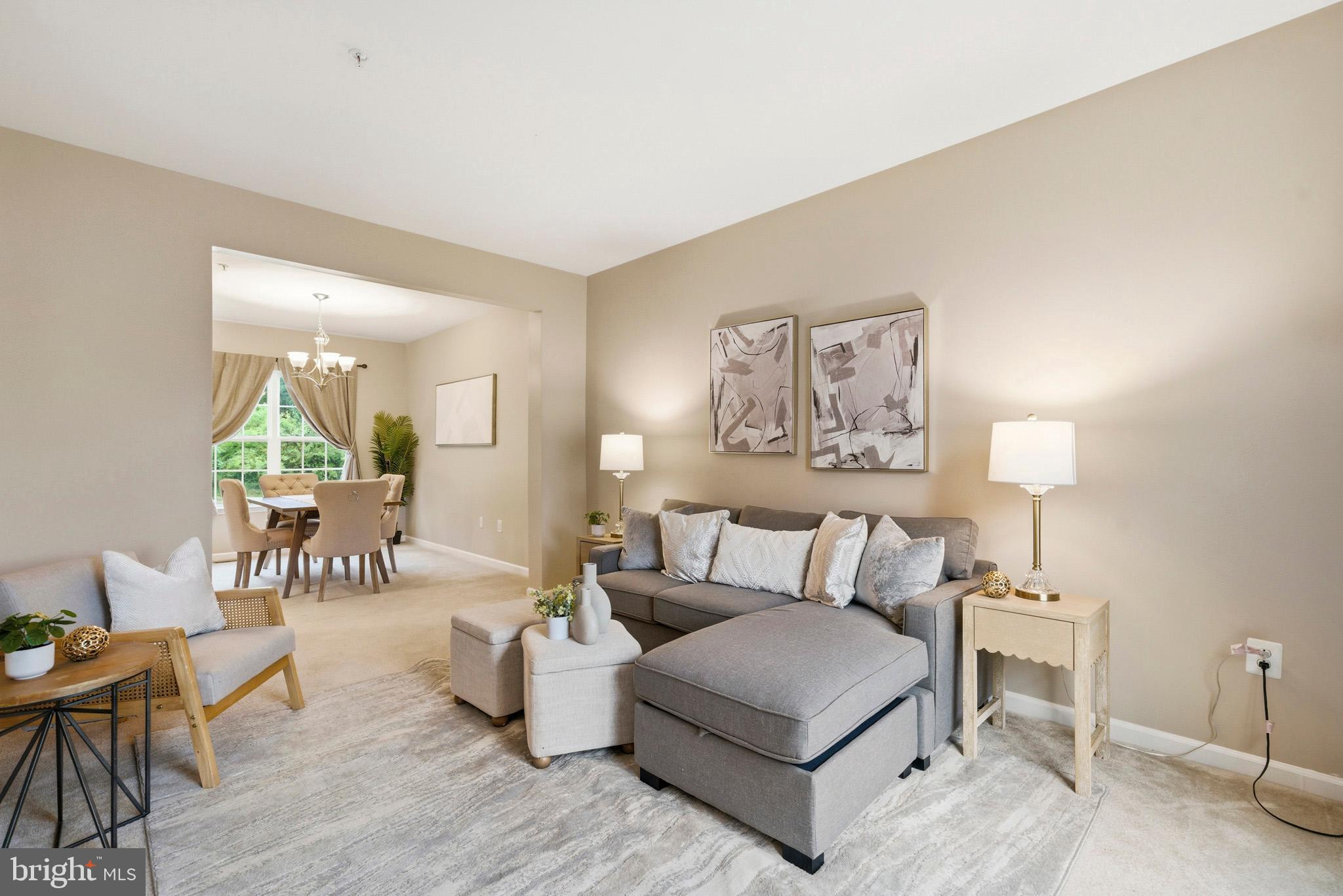 WESTBURY PUB - Residential