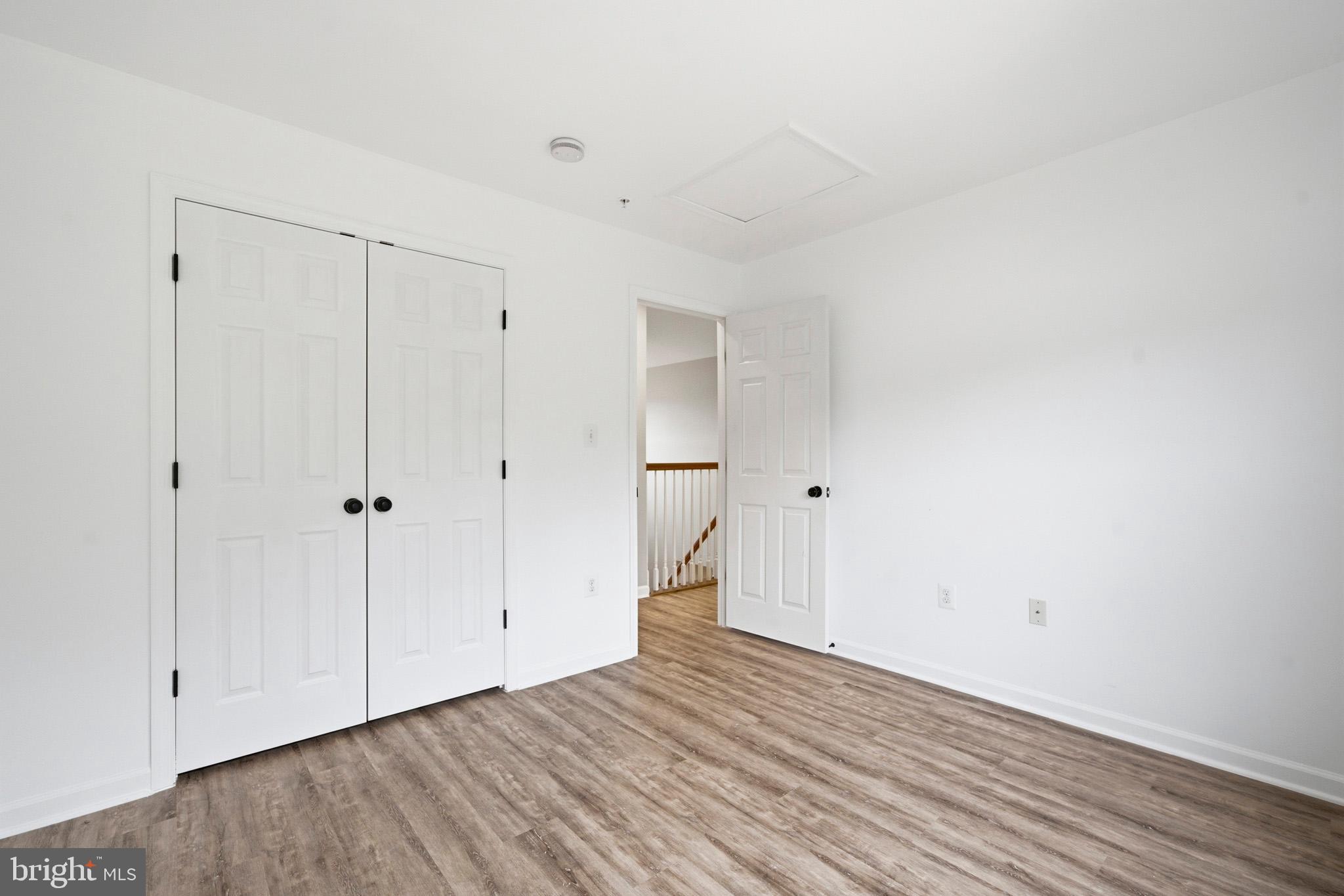 WESTBURY PUB - Residential