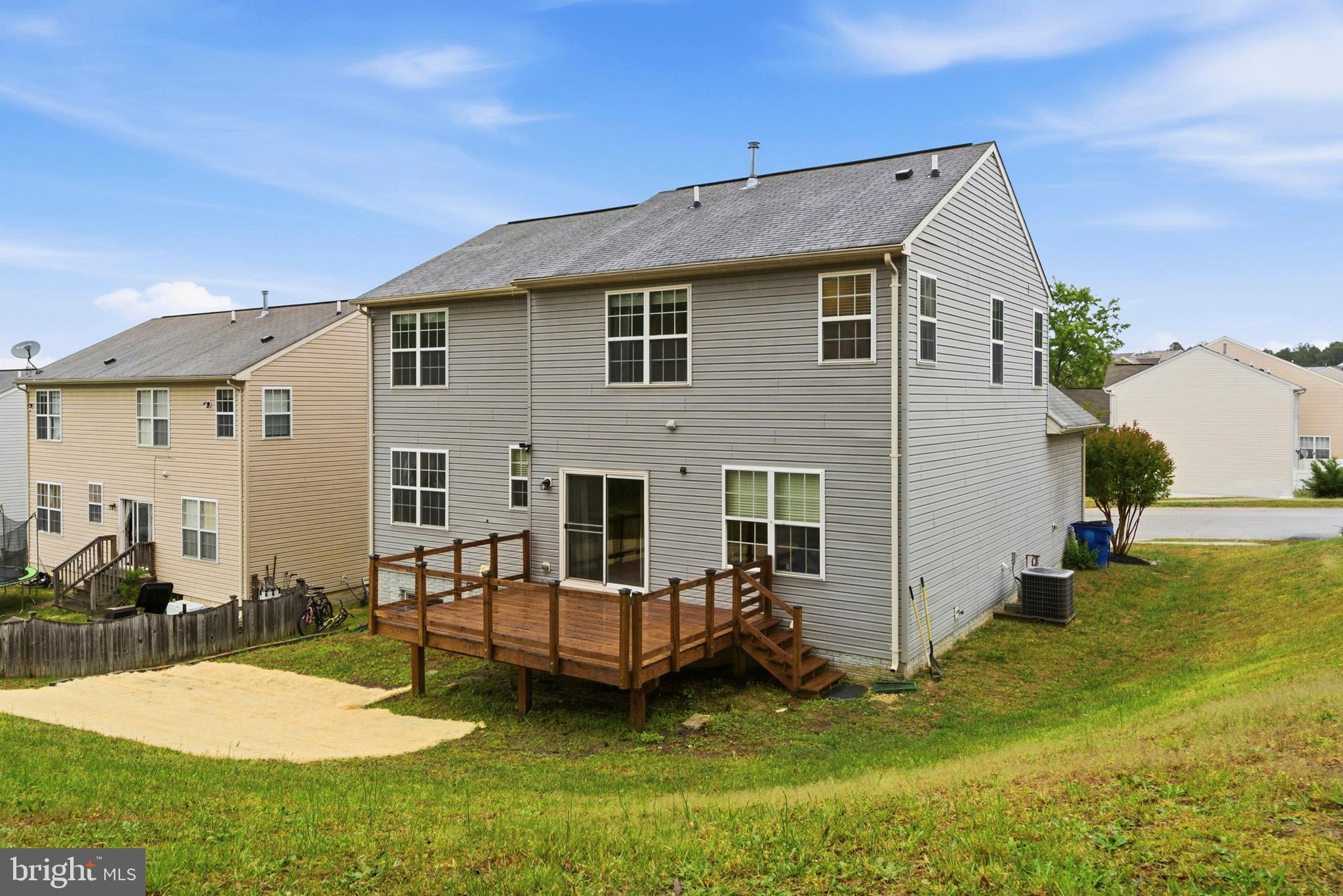 WESTBURY PUB - Residential