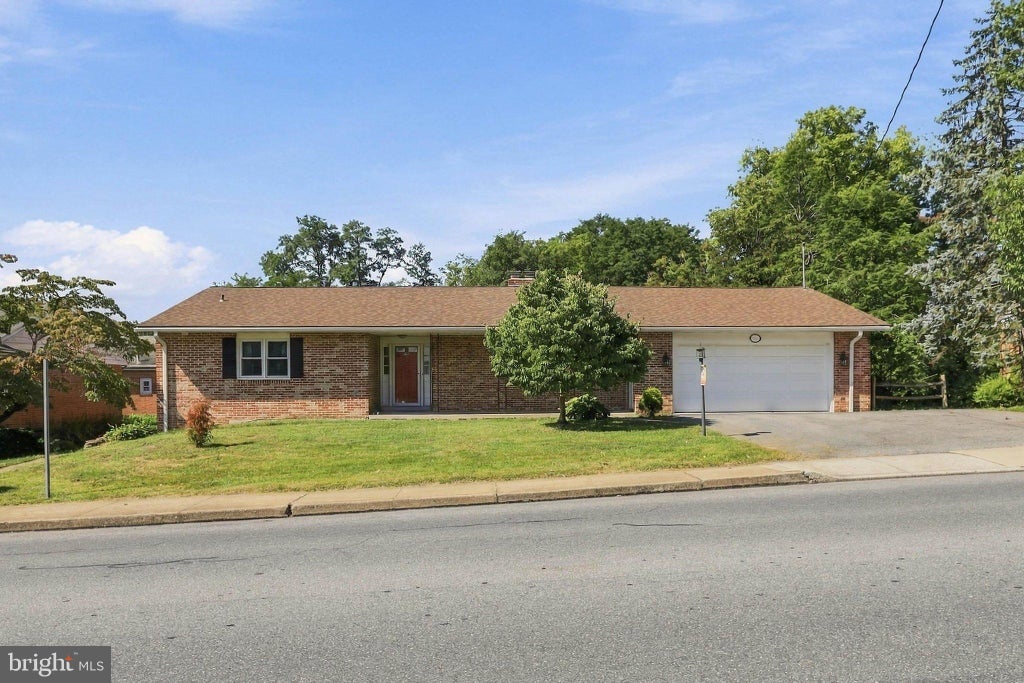 Photo of 130 Martin Avenue, EPHRATA, PA 17522 (MLS # PALA2095528)