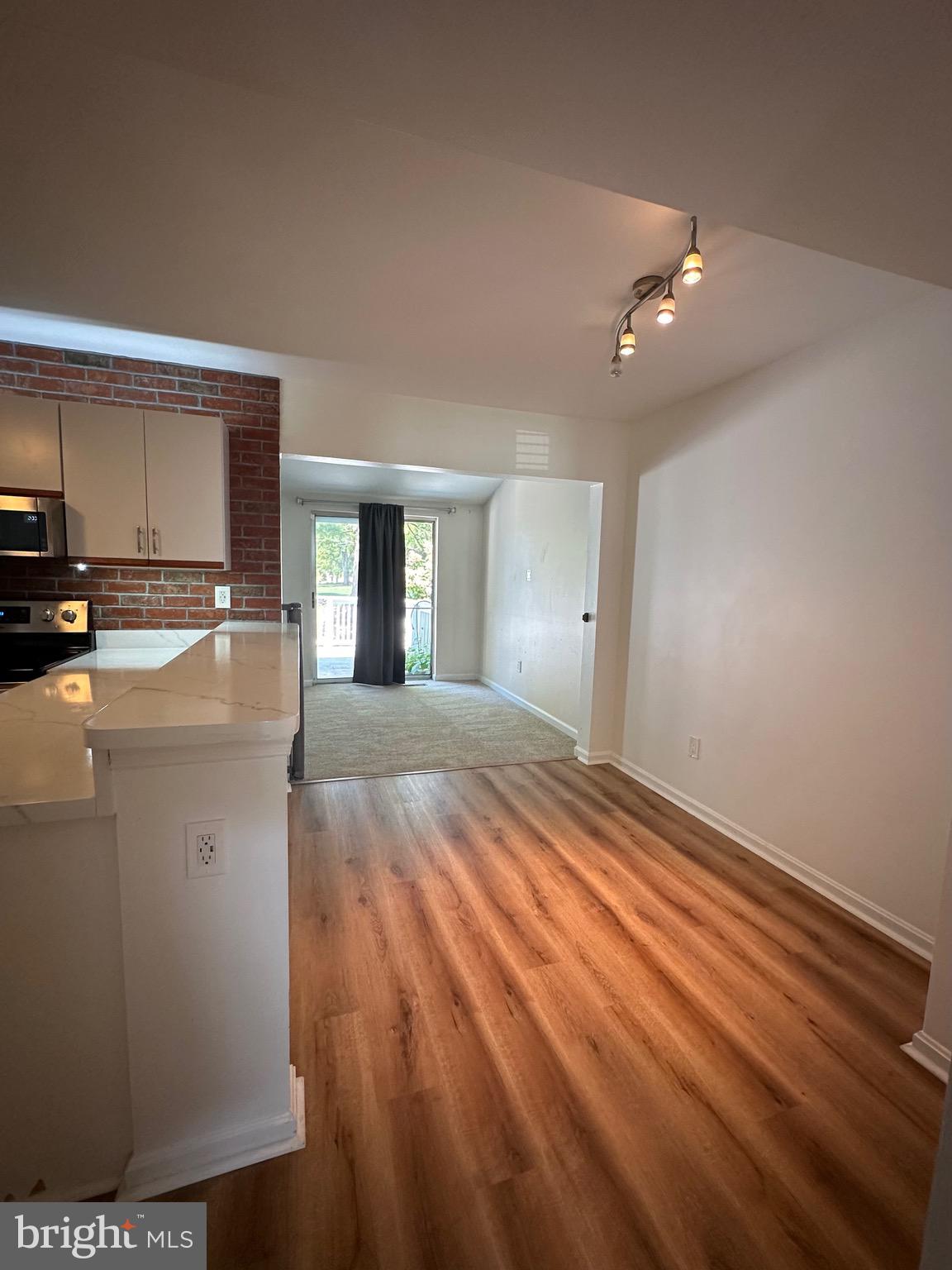 MAJORS CHOICE - Residential