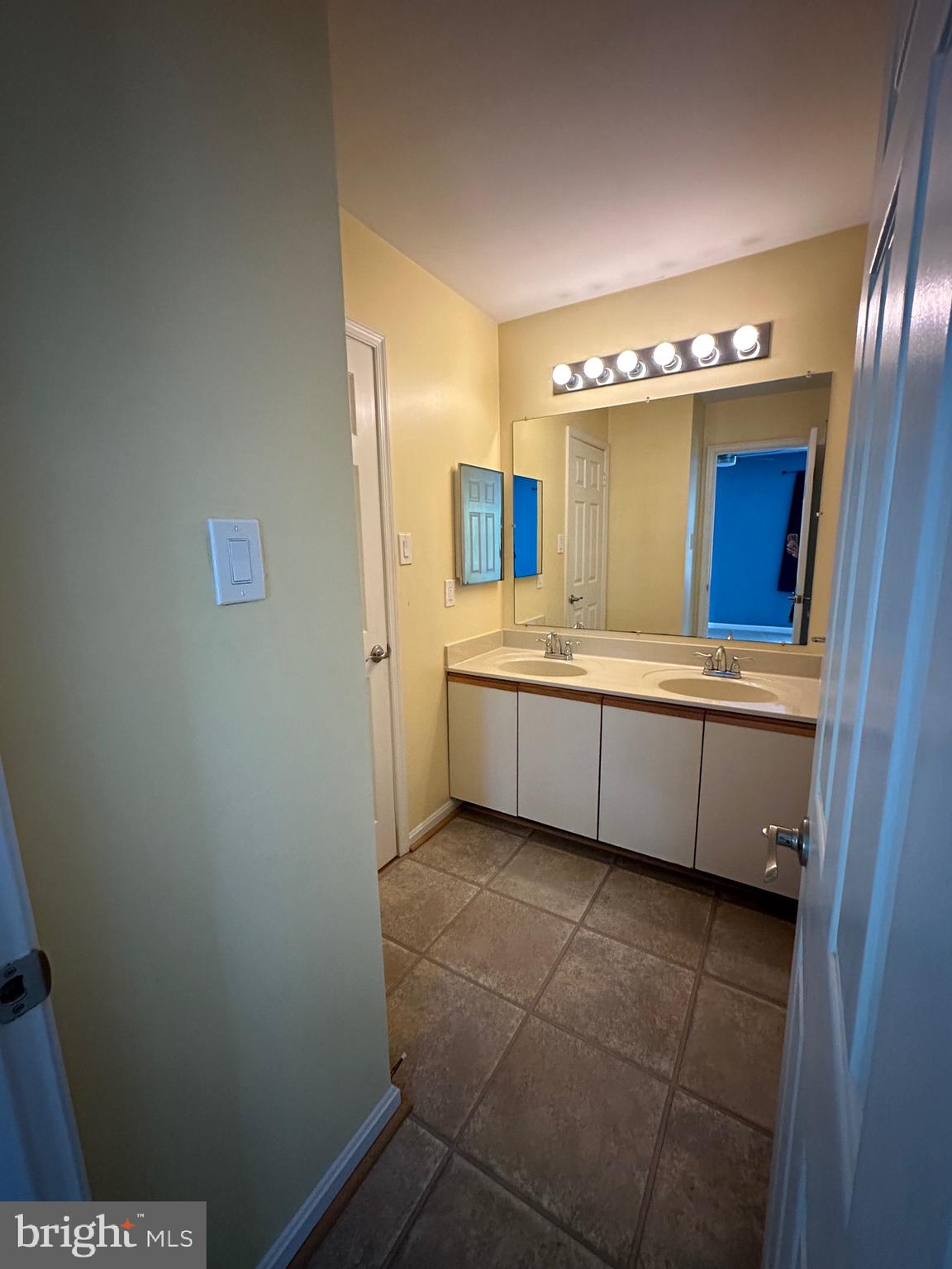 MAJORS CHOICE - Residential