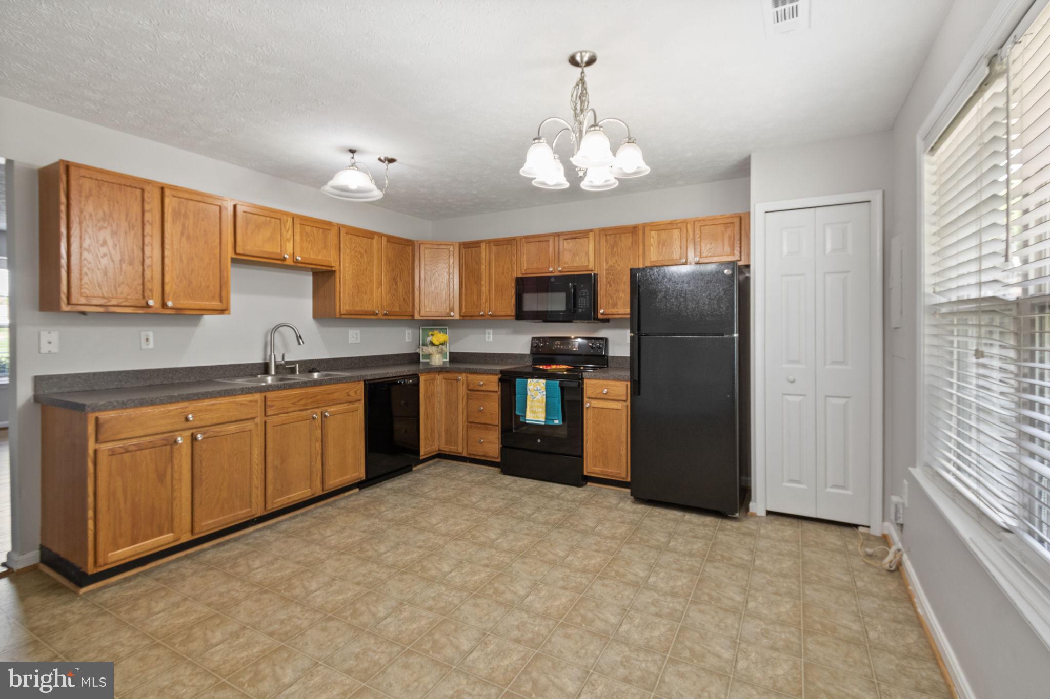 COVENTRY CREEK - Residential