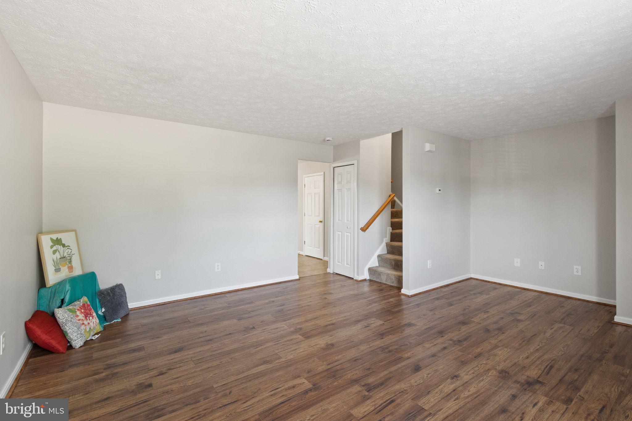 COVENTRY CREEK - Residential